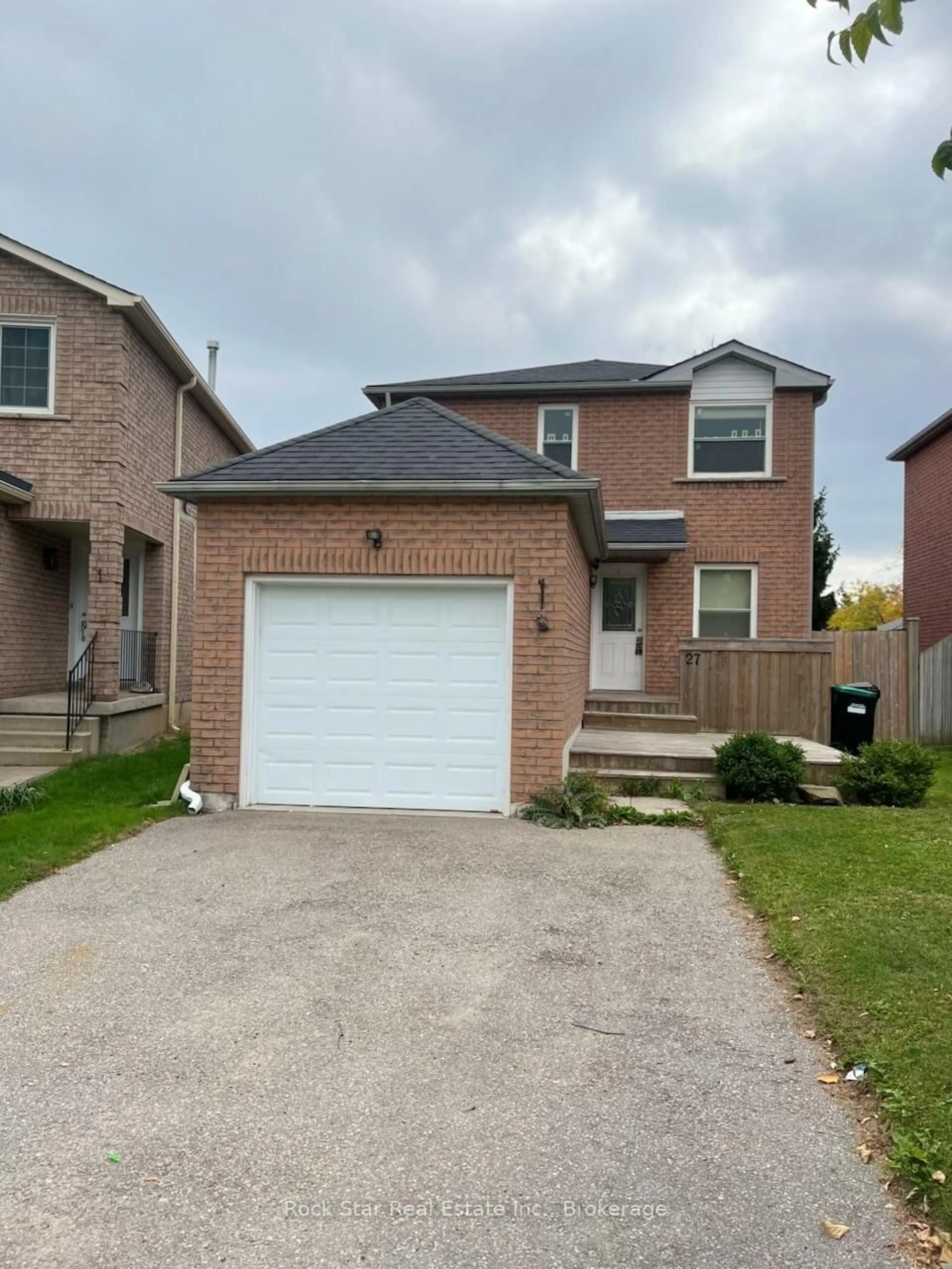 Home with brick exterior material, street for 27 Delaney Cres, Barrie Ontario L4N 7C3