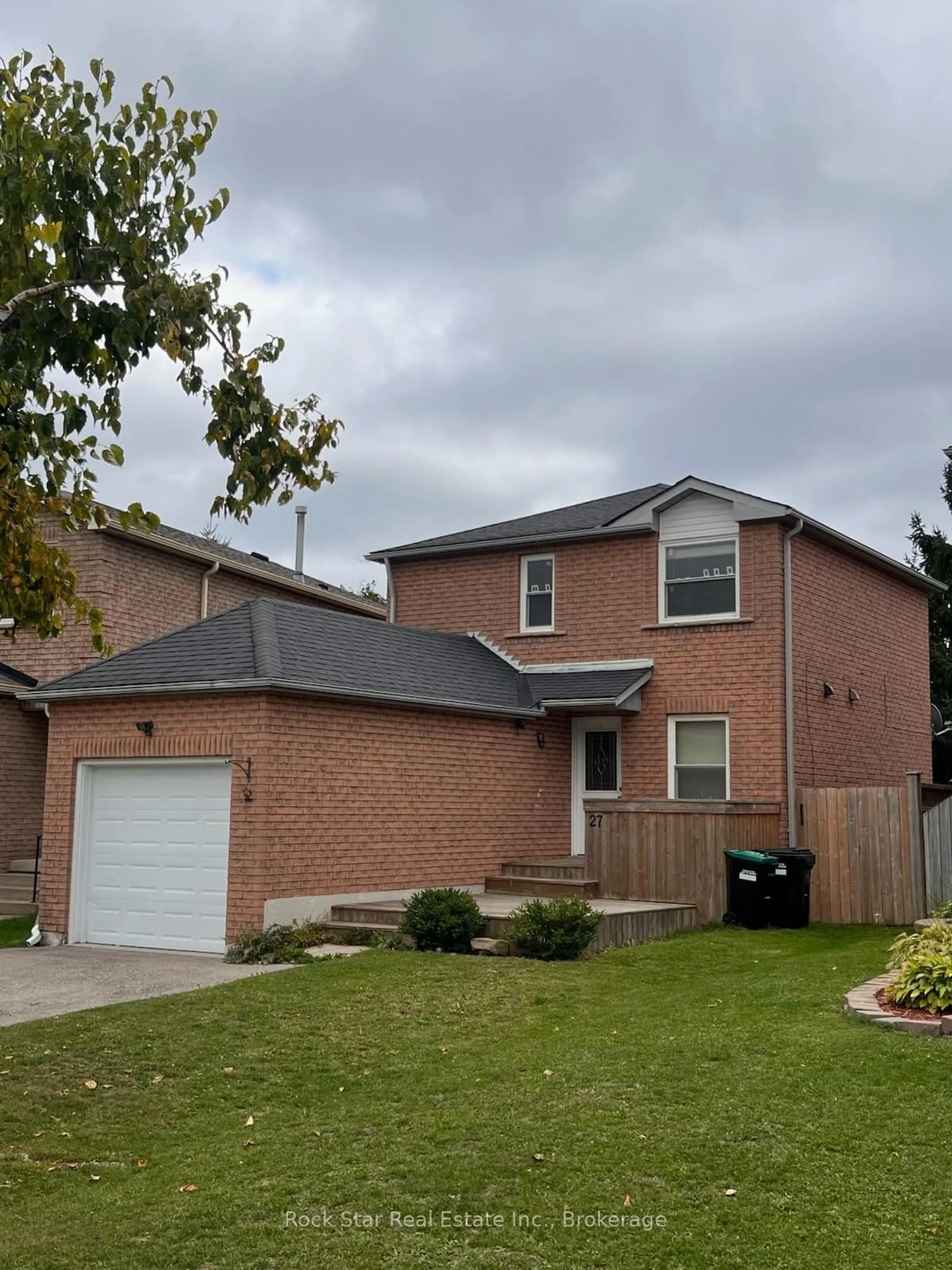 Home with brick exterior material, street for 27 Delaney Cres, Barrie Ontario L4N 7C3