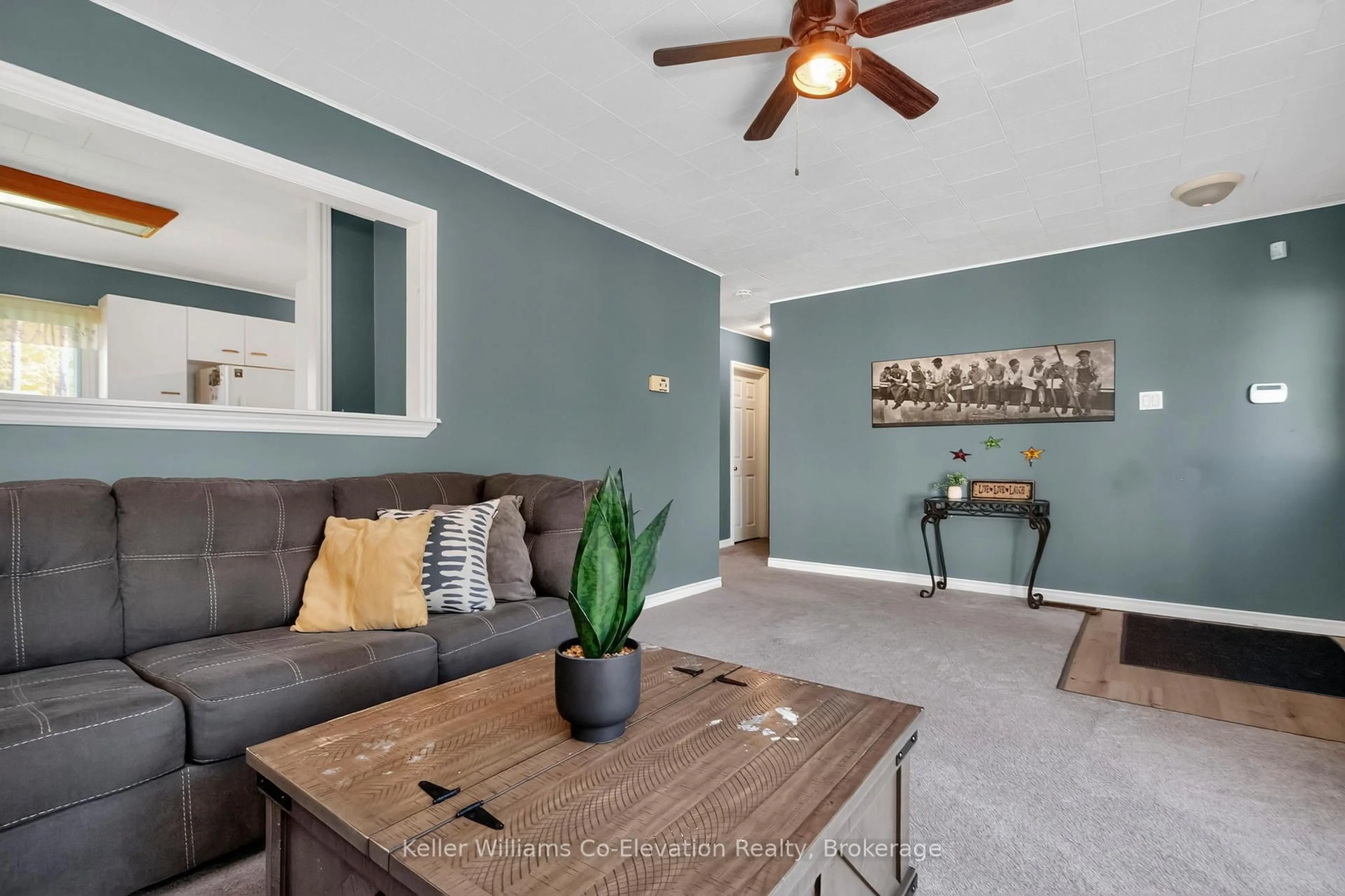 Living room with furniture, unknown for 241 Fox St, Penetanguishene Ontario L9M 1E9