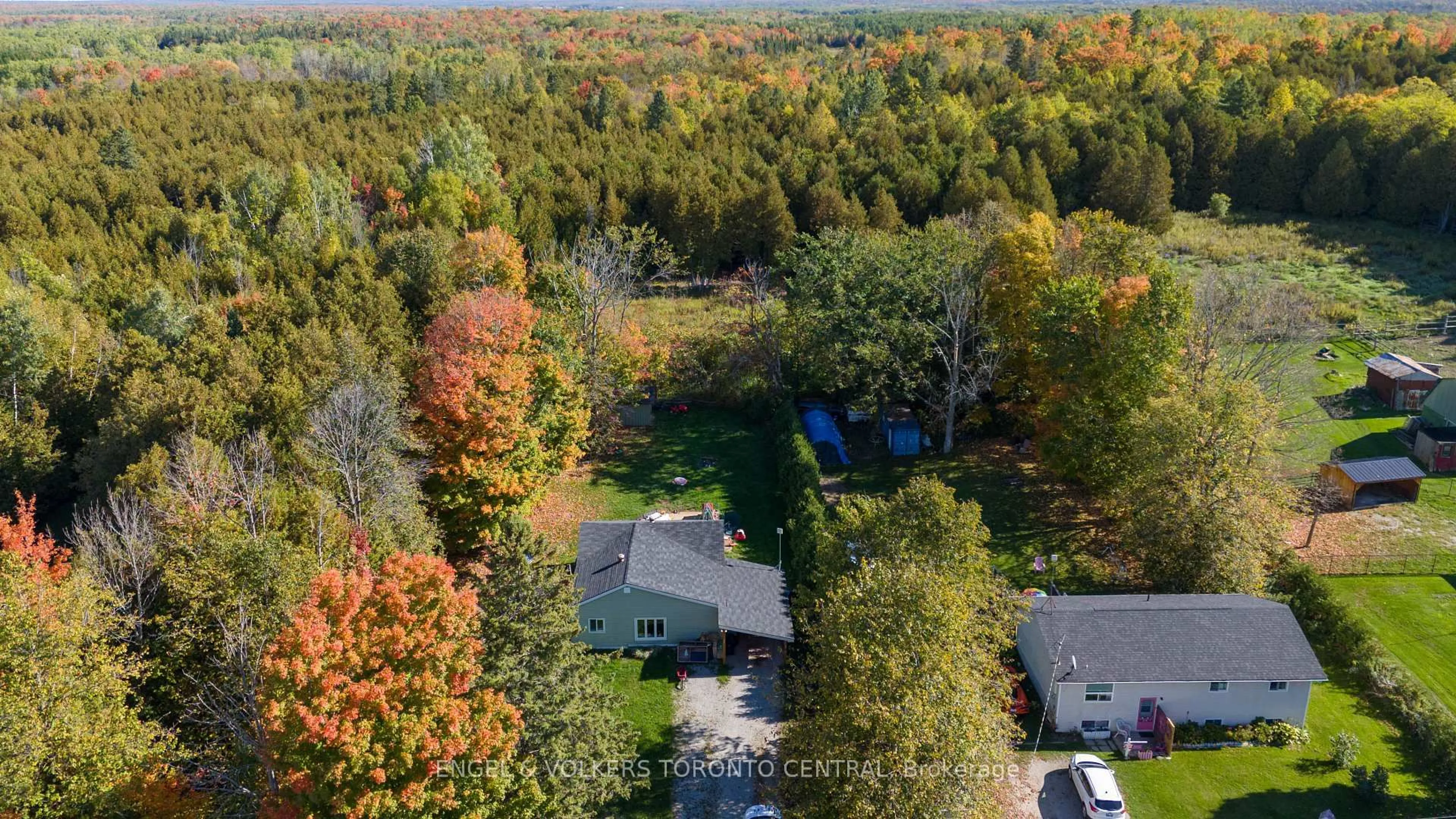 A pic from outside/outdoor area/front of a property/back of a property/a pic from drone, forest/trees view for 2165 TOWN Line, Severn Ontario L0K 1E0