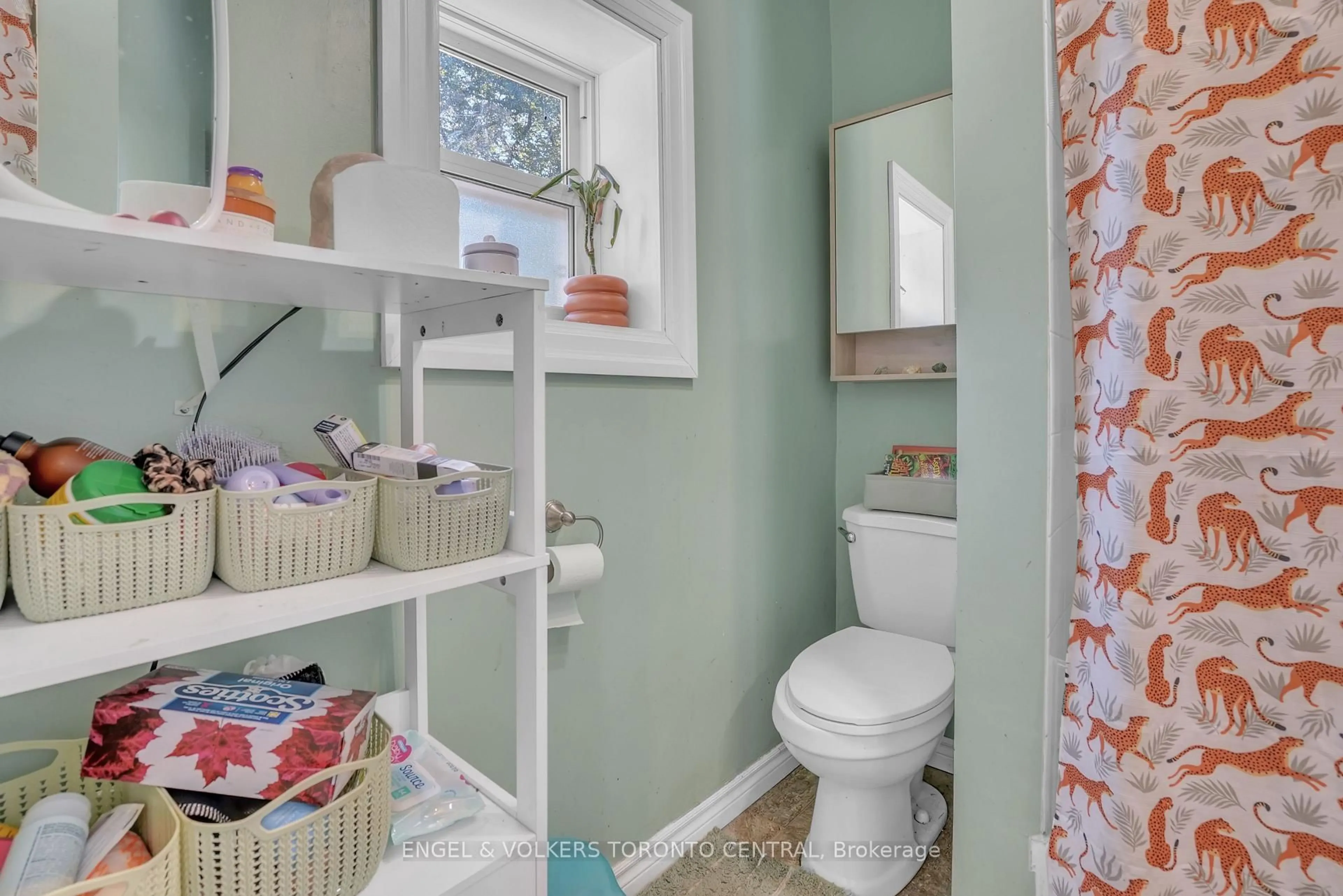 Standard bathroom, ceramic/tile floor for 2165 TOWN Line, Severn Ontario L0K 1E0