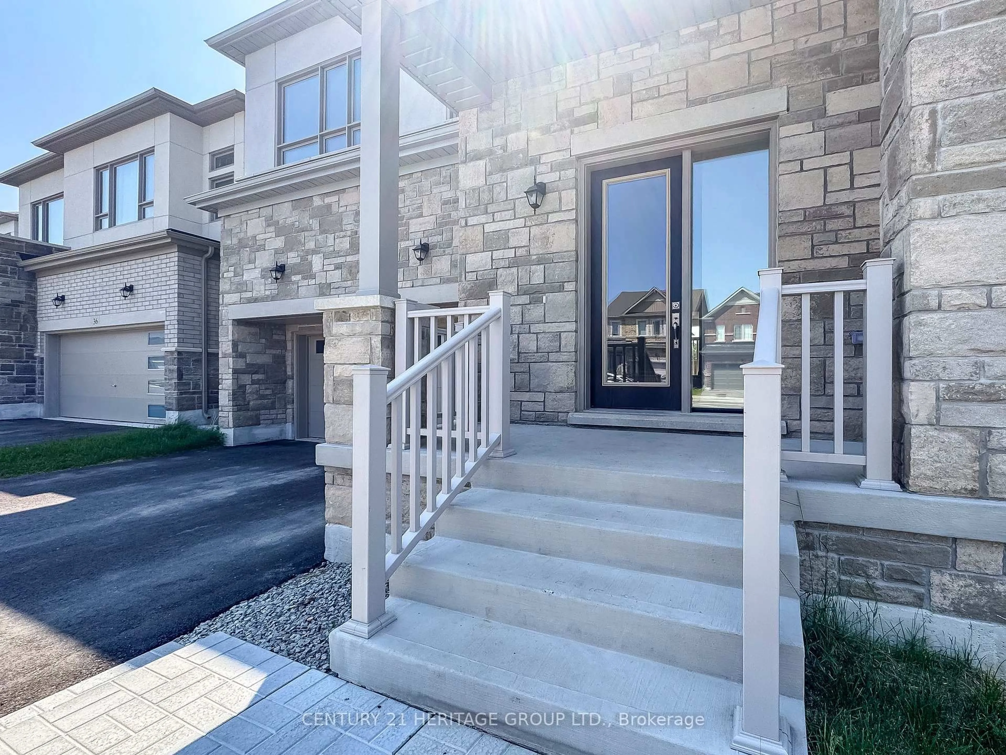 Unknown for 34 Shepherd Dr, Barrie Ontario L9S 2Z4