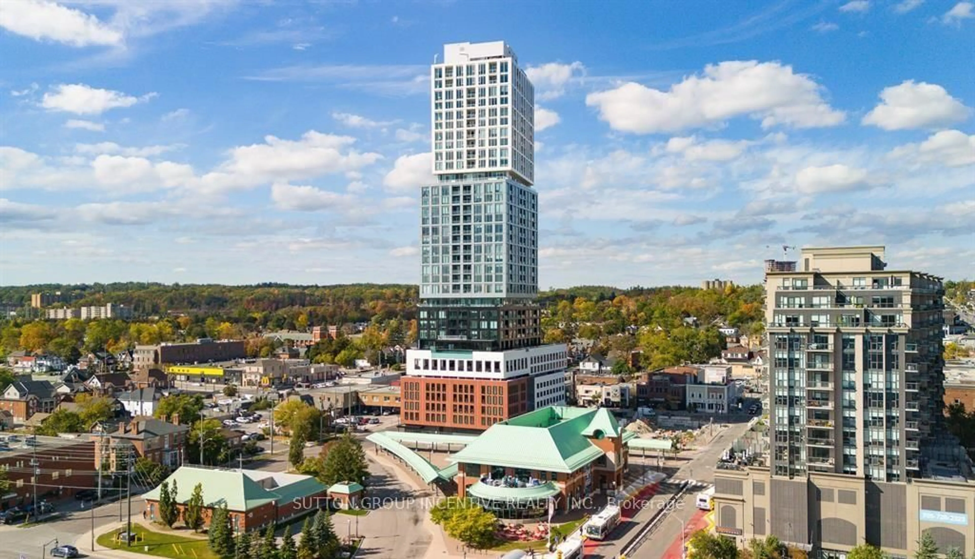 A pic from outside/outdoor area/front of a property/back of a property/a pic from drone, city buildings view from balcony for 39 Mary St #802, Barrie Ontario L4N 1S9