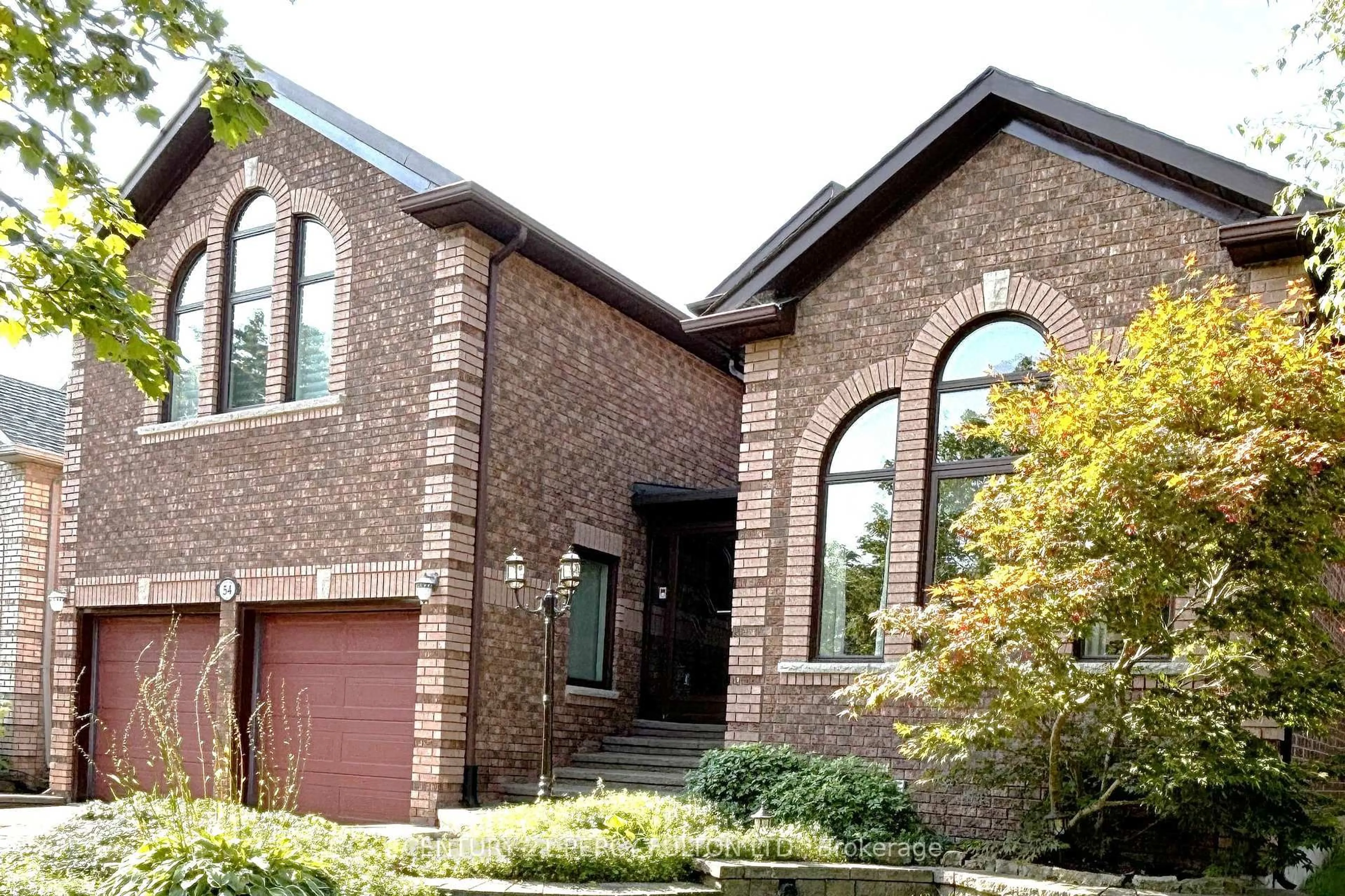 Home with brick exterior material, street for 54 Cityview Circ, Barrie Ontario L4N 7V1