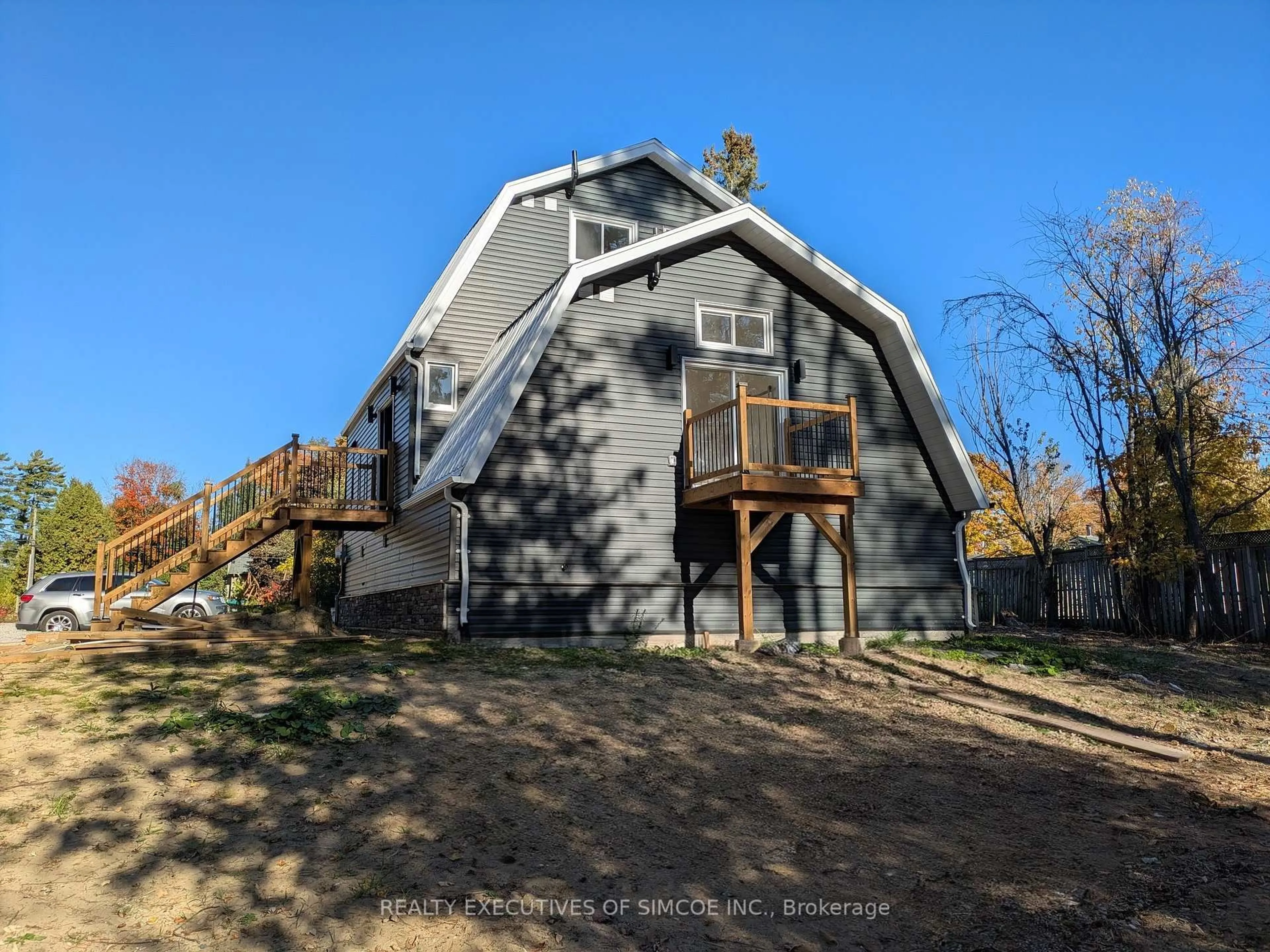 Home with vinyl exterior material, unknown for 3464 Bayou Rd, Severn Ontario L3V 0V8