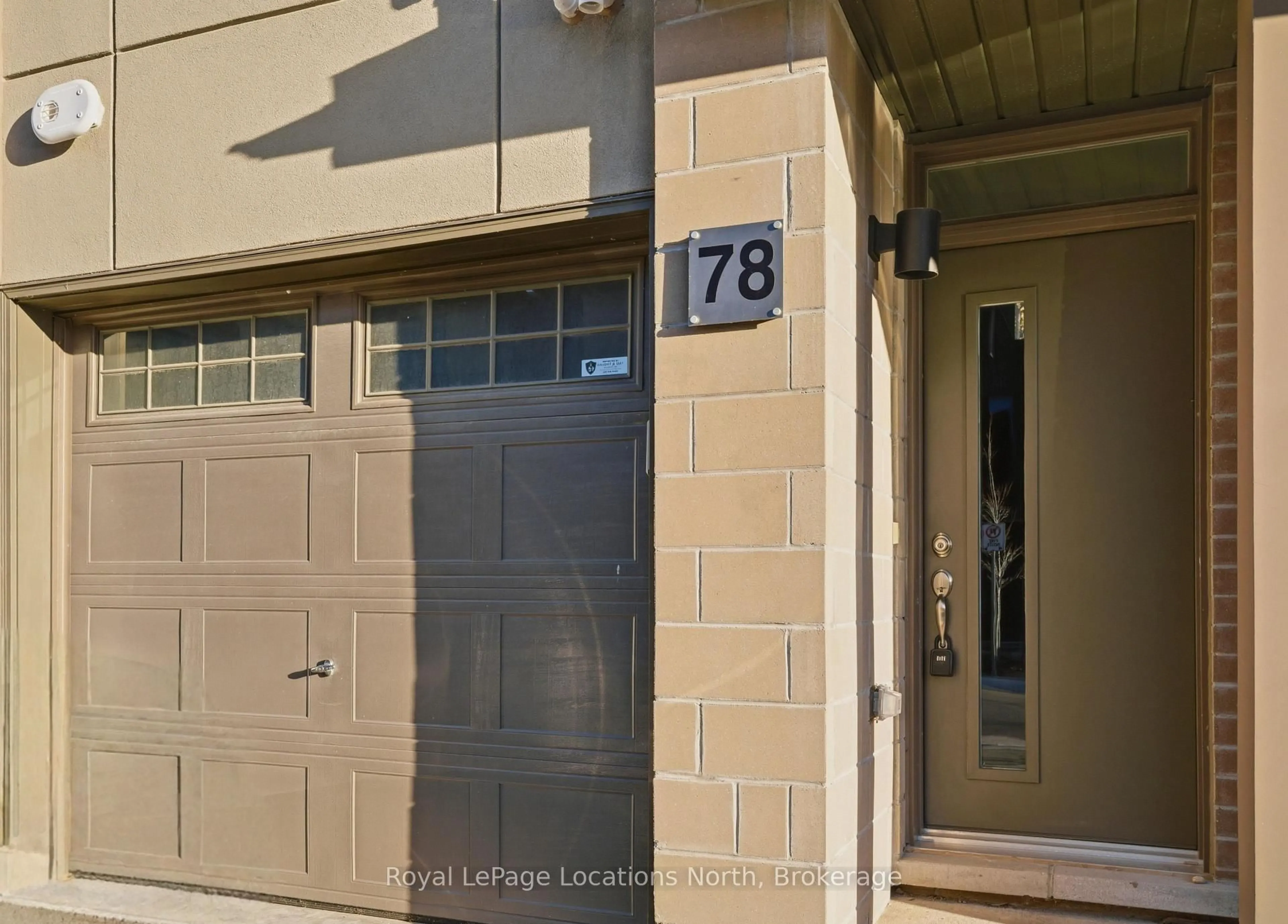 Indoor entryway for 78 Winters Cres, Collingwood Ontario L9Y 5T1