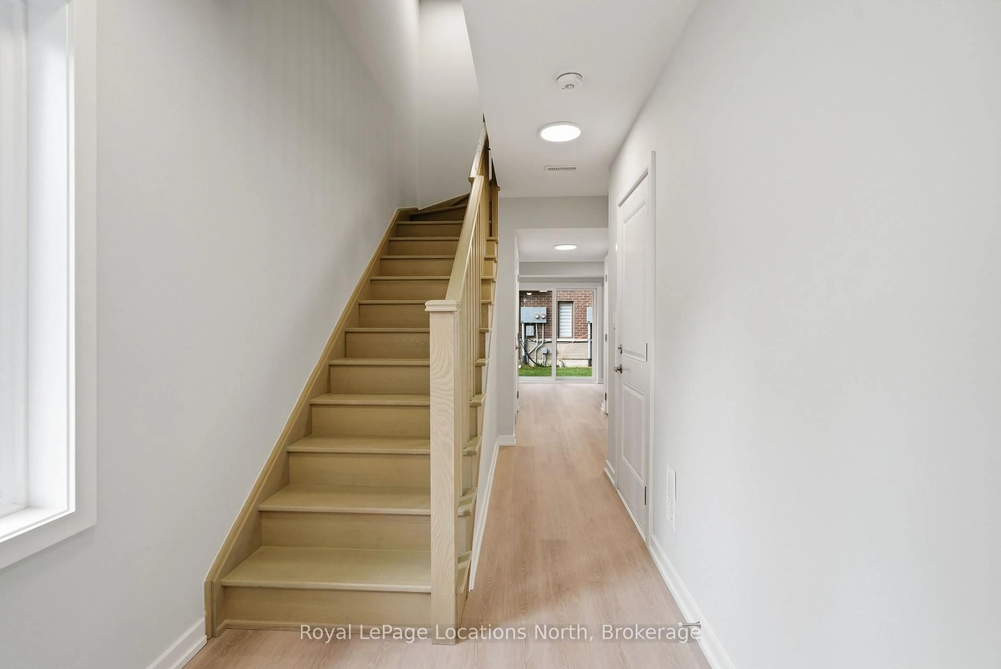 Stairs for 2 Winters Cres, Collingwood Ontario L9Y 5H8