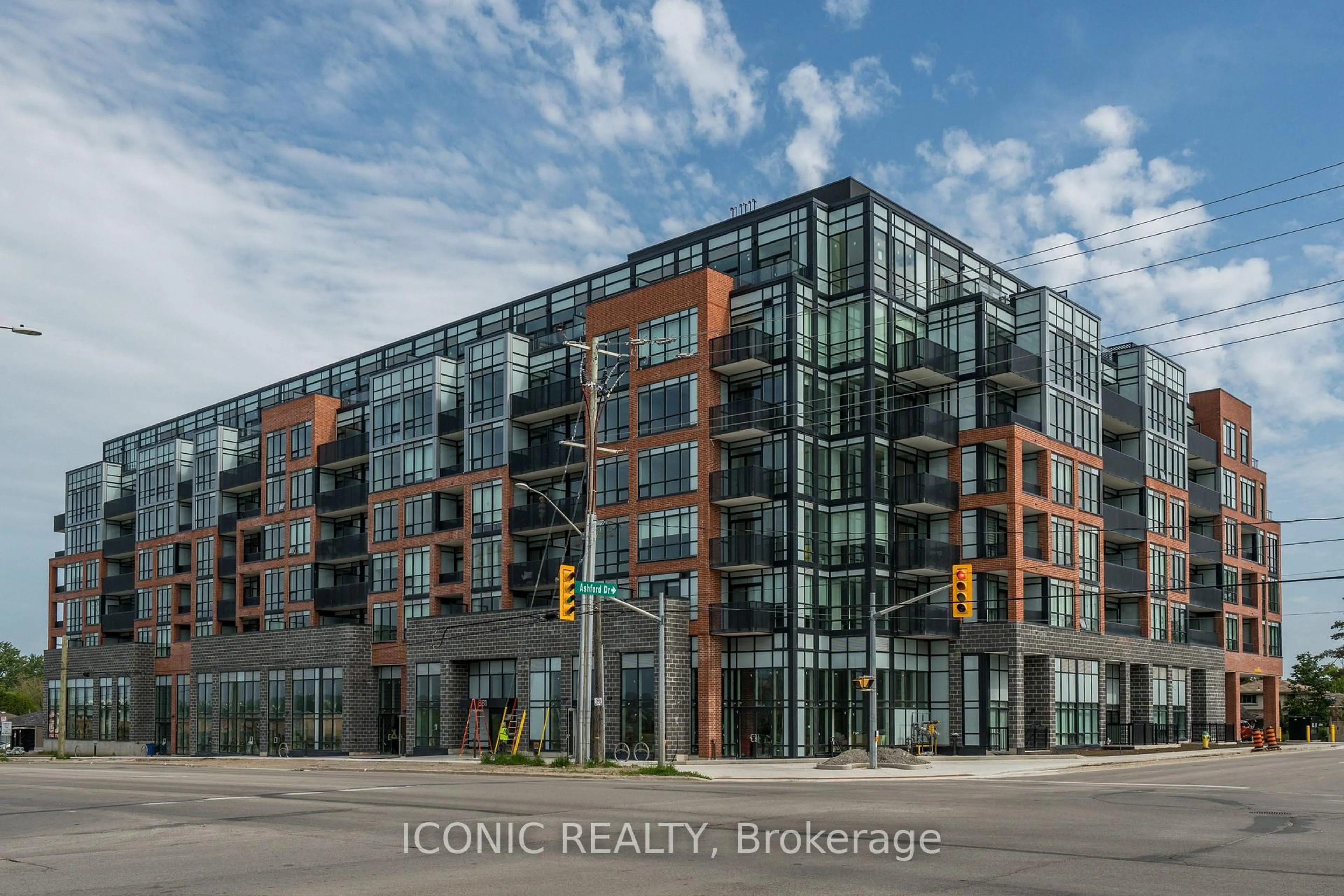 Unknown for 681 Yonge St #107, Barrie Ontario L9J 0K1