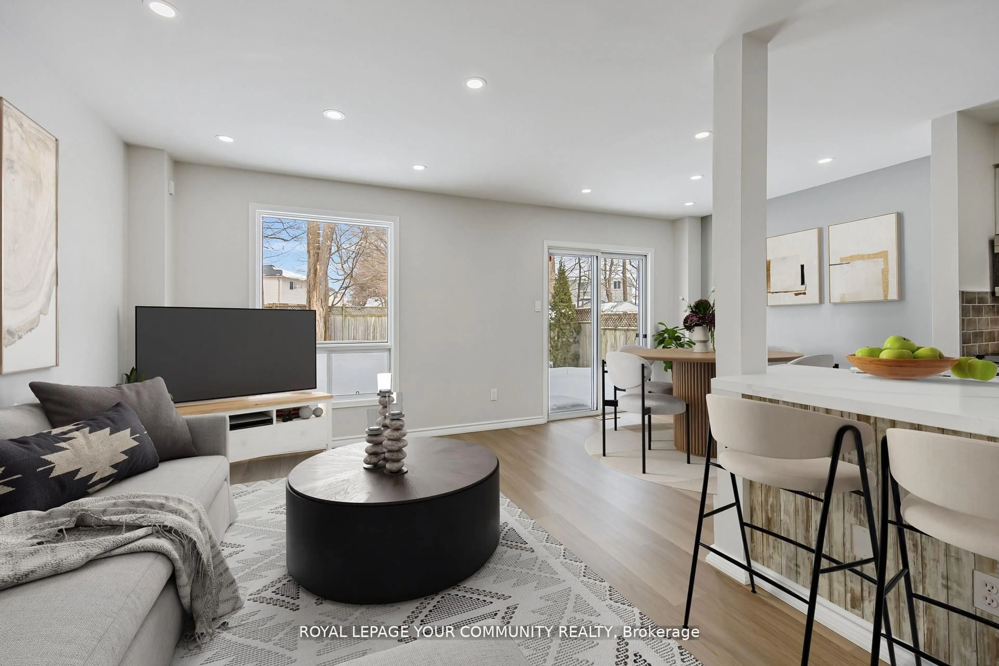 Living room with furniture, unknown for 159 Brucker Rd, Barrie Ontario L4N 8H8