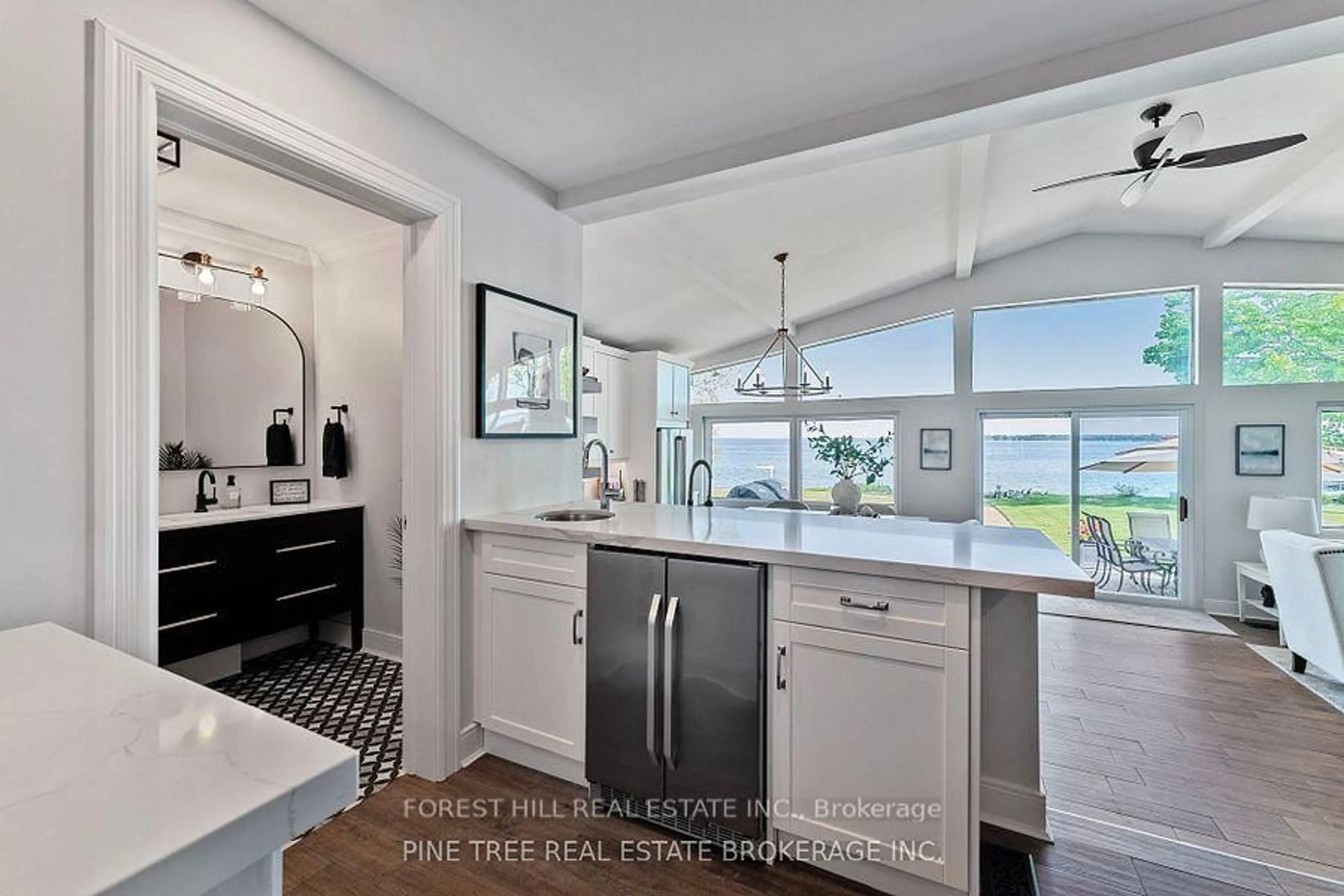 Open concept kitchen, ceramic/tile floor for 3 Greenwood Forest Rd, Oro-Medonte Ontario L0L 2E0