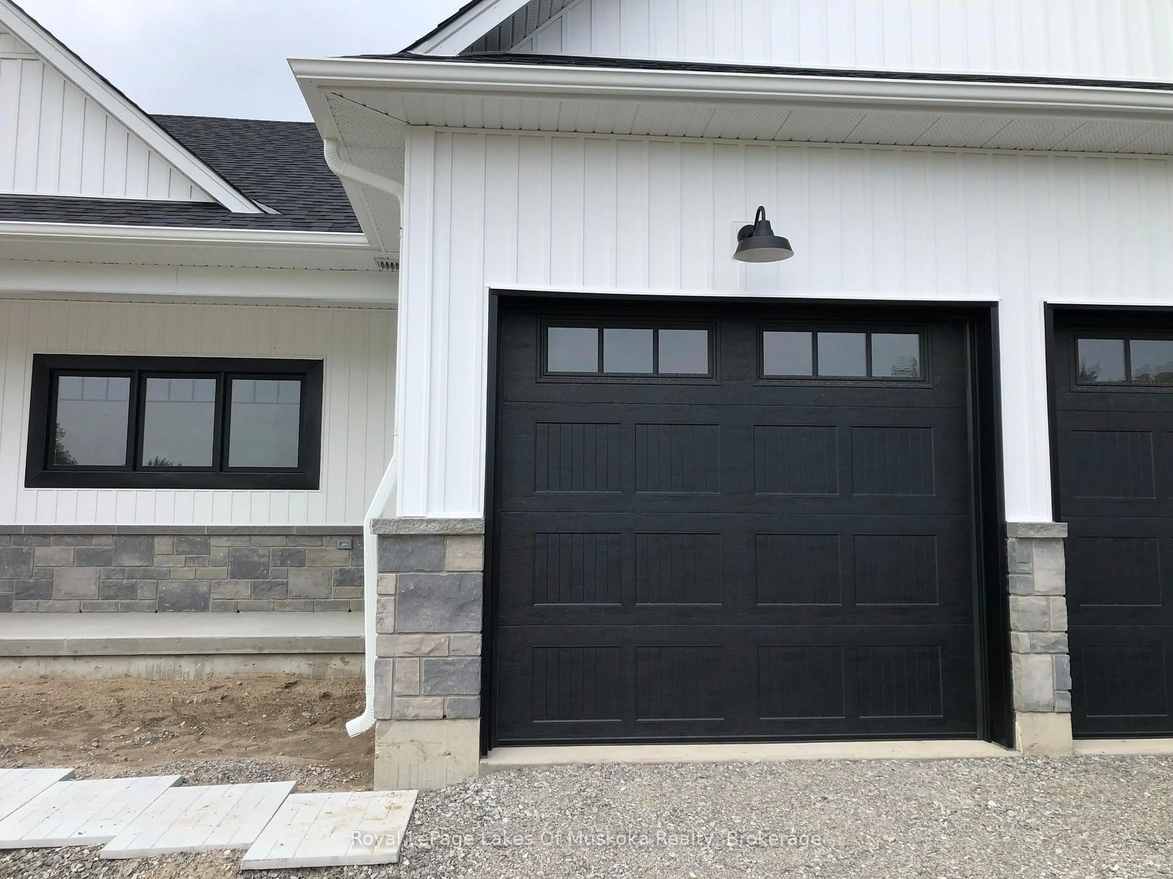 Unknown for 3 Meadow Acres Rd, Oro-Medonte Ontario L0K 2G1