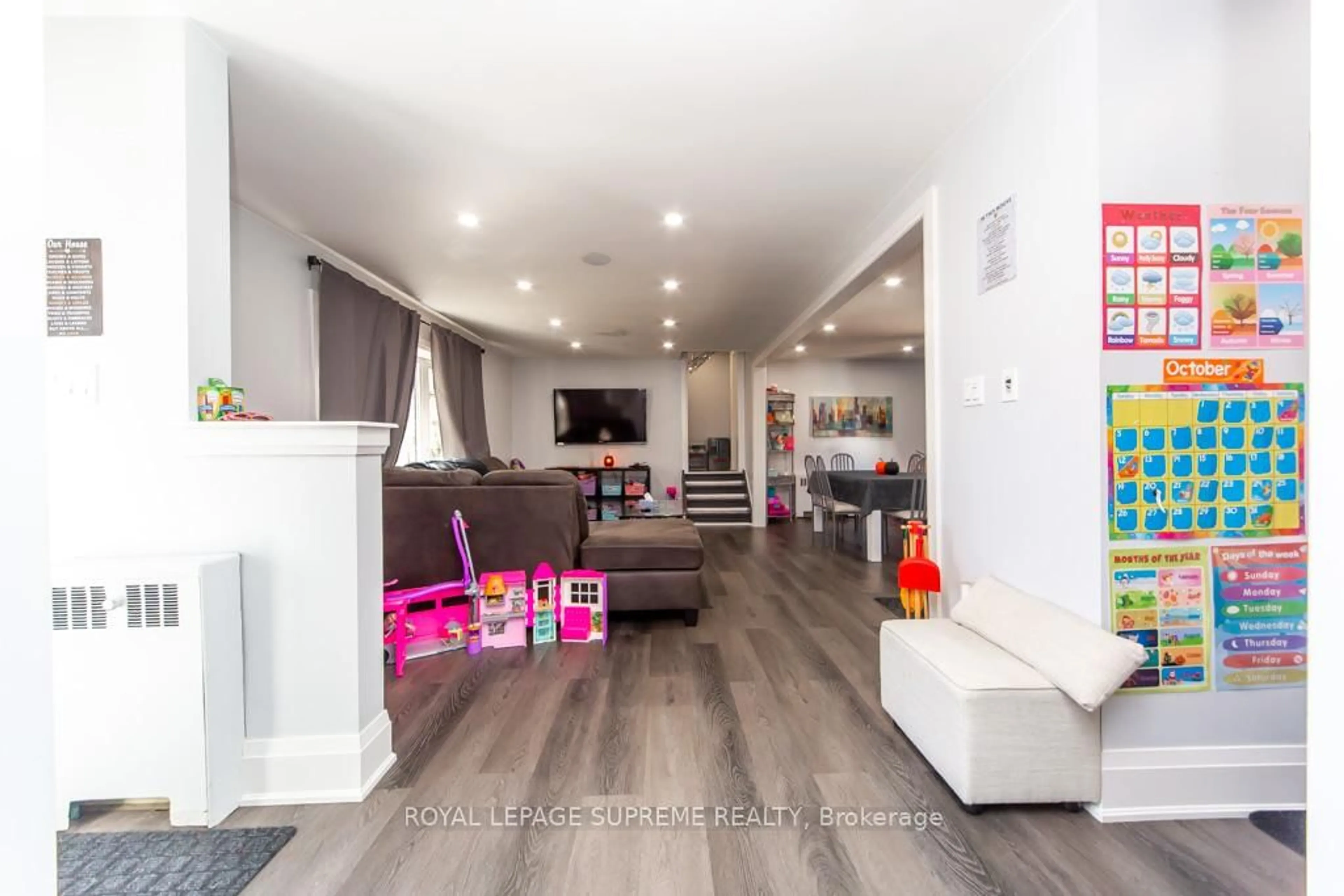 Living room with furniture, unknown for 248 Mississaga St, Orillia Ontario L3V 3B5
