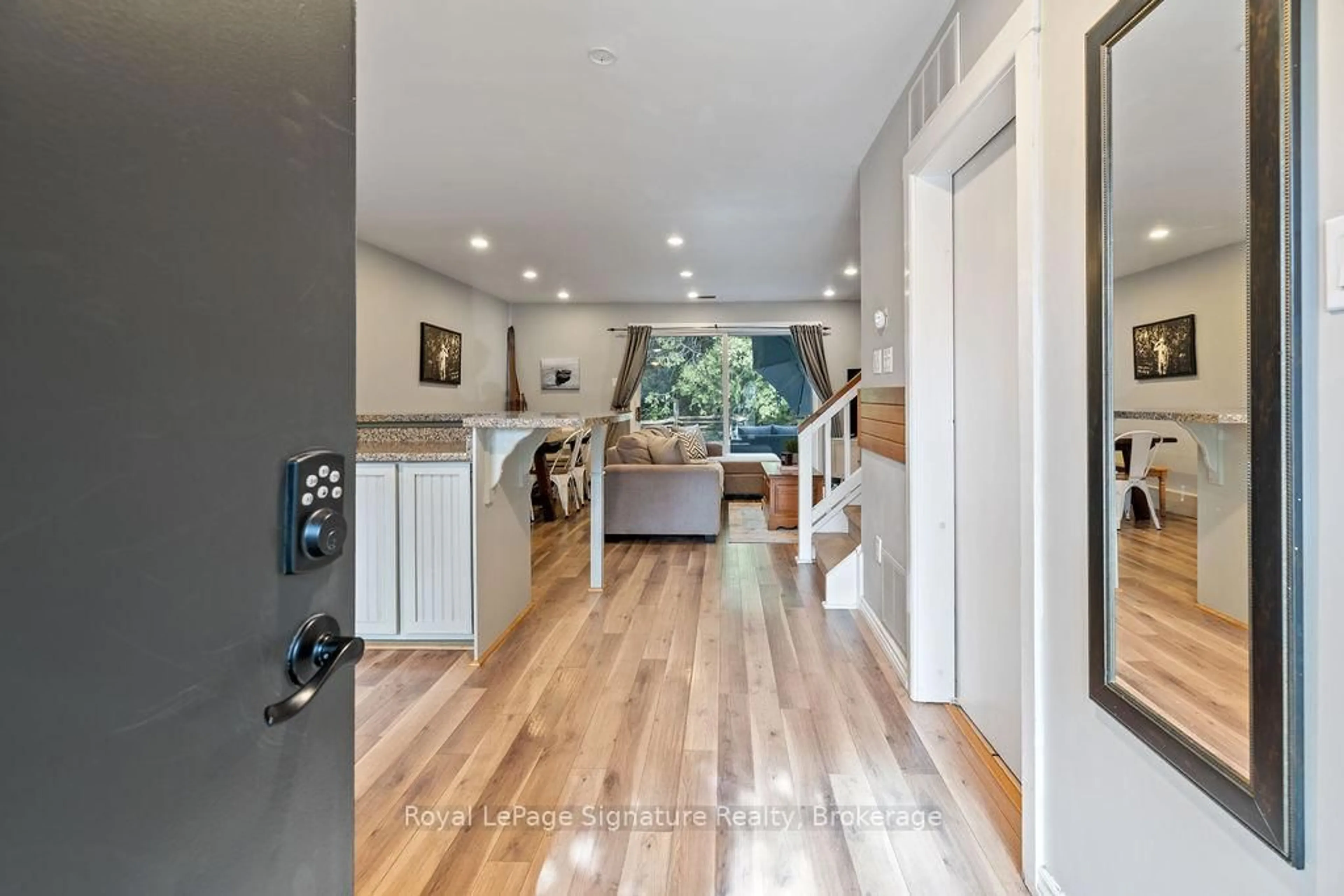 Unknown for 124 ESCARPMENT Cres, Collingwood Ontario L9Y 5B4