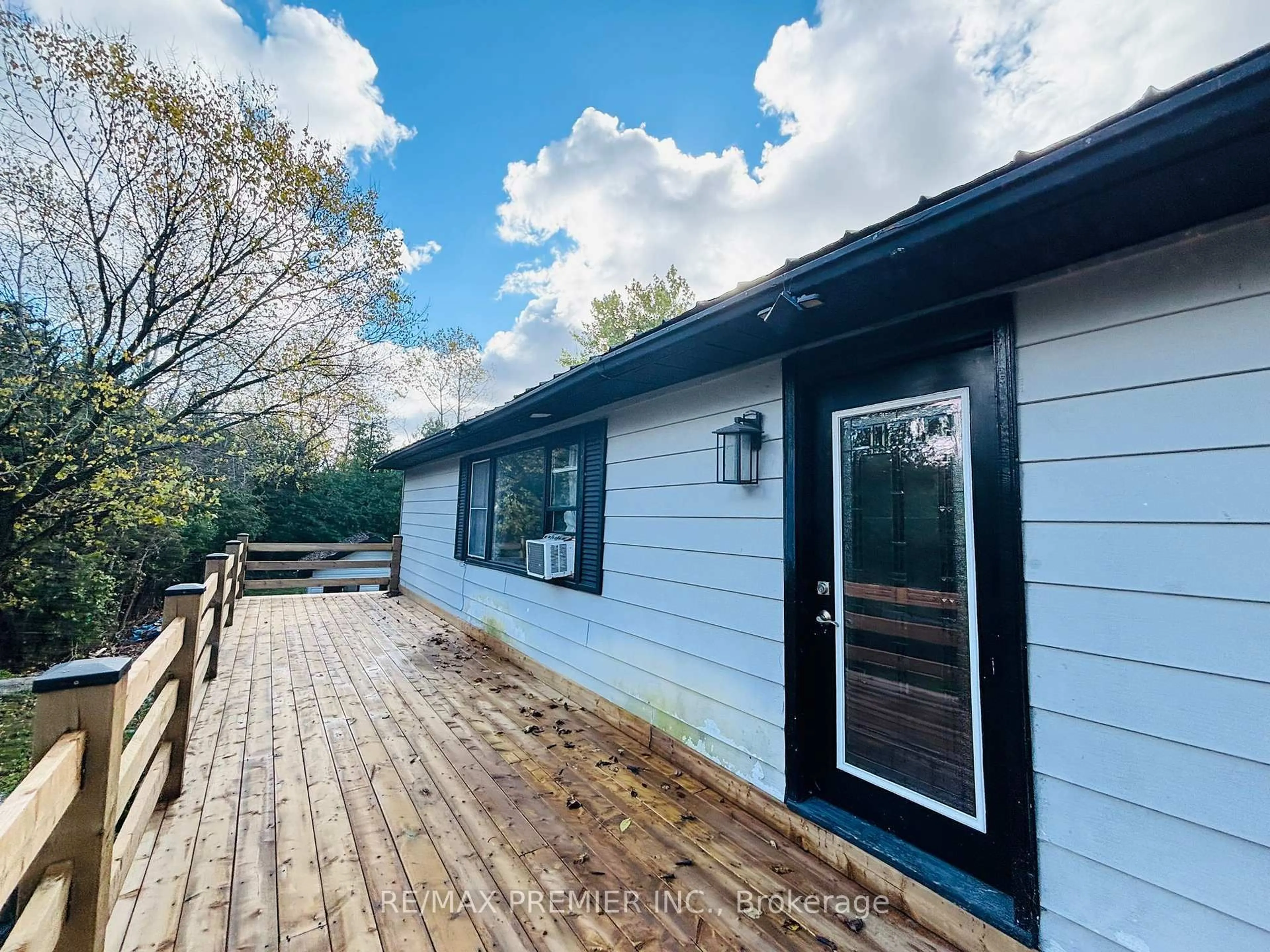 A pic from outside/outdoor area/front of a property/back of a property/a pic from drone, water/lake/river/ocean view for 2506 Concession 10 N Nottawasaga Rd, Collingwood Ontario L9Y 3Y9