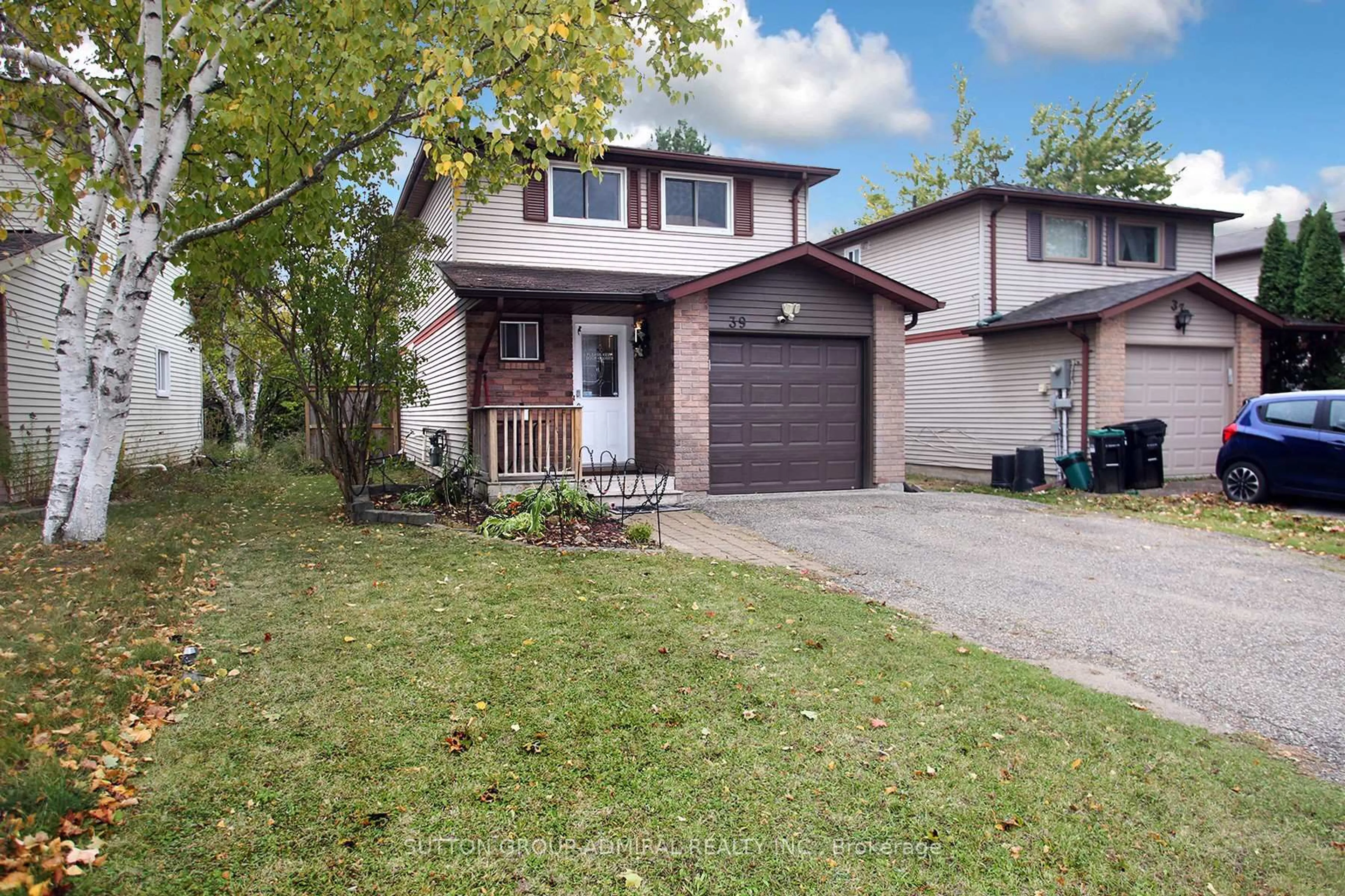 Unknown for 39 Corbett Dr, Barrie Ontario L4M 5S9