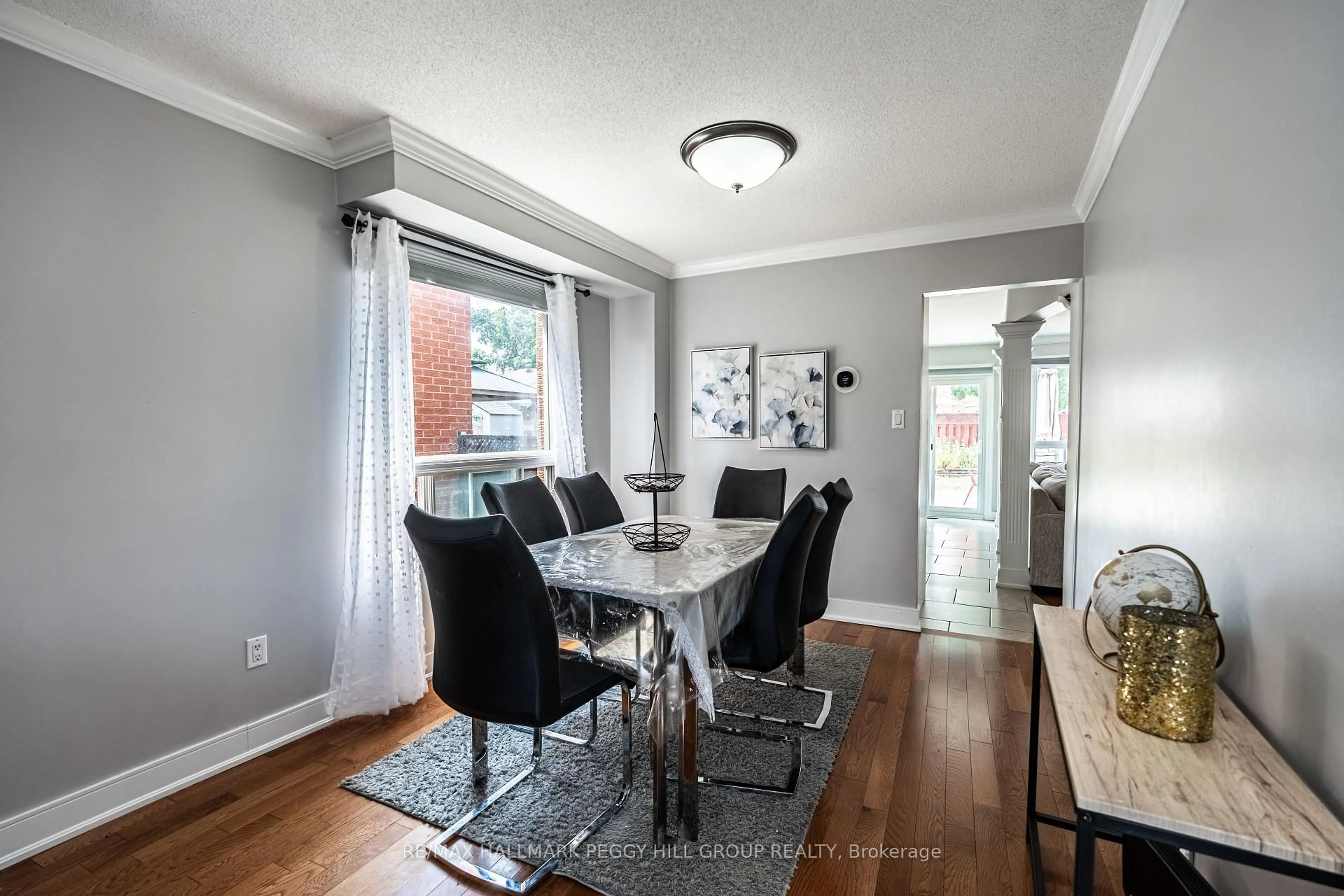 Dining room, unknown for 45 Weatherup Cres, Barrie Ontario L4N 7J6