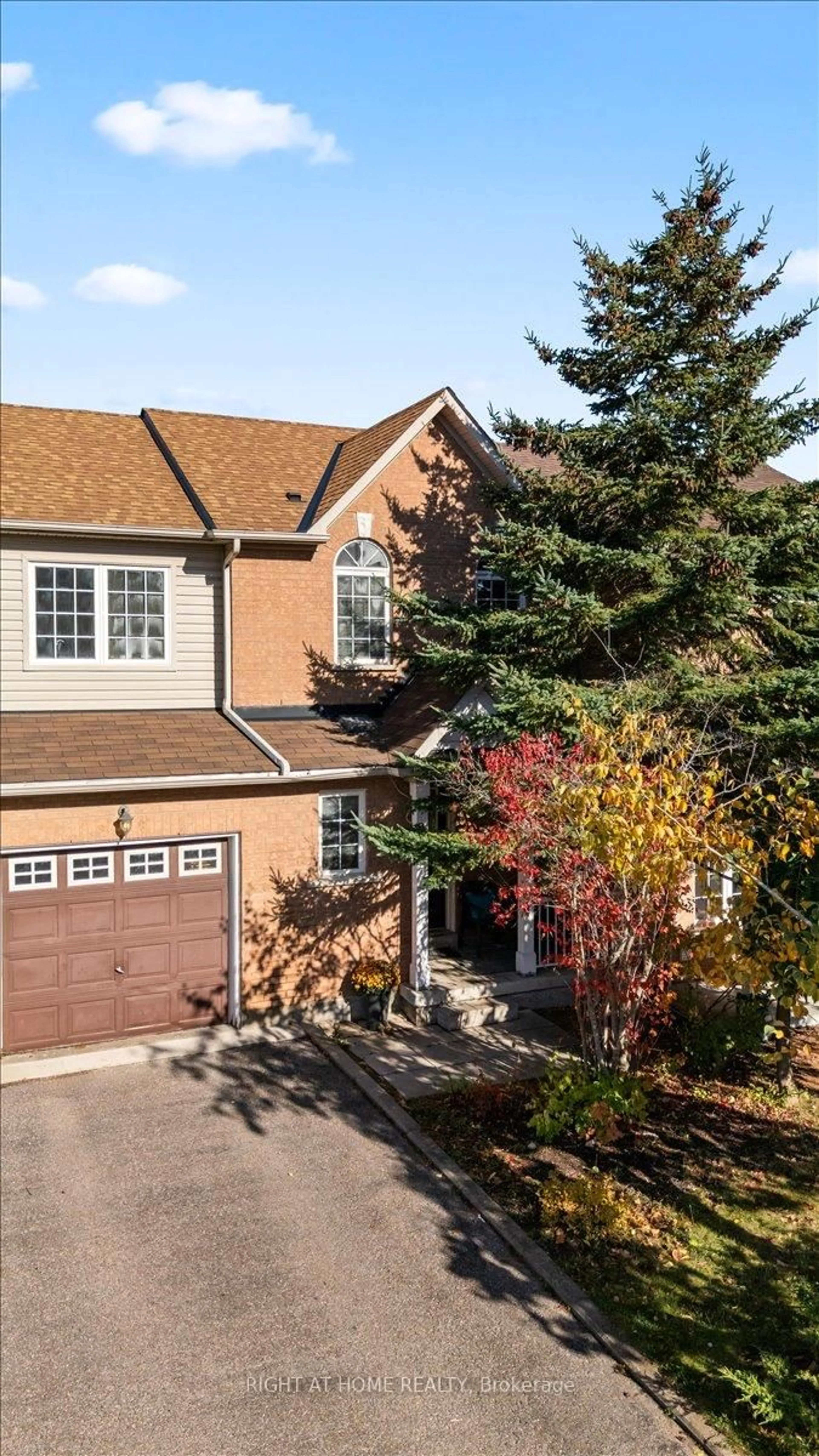 Home with brick exterior material, street for 84 Trevino Circ, Barrie Ontario L4M 6T8