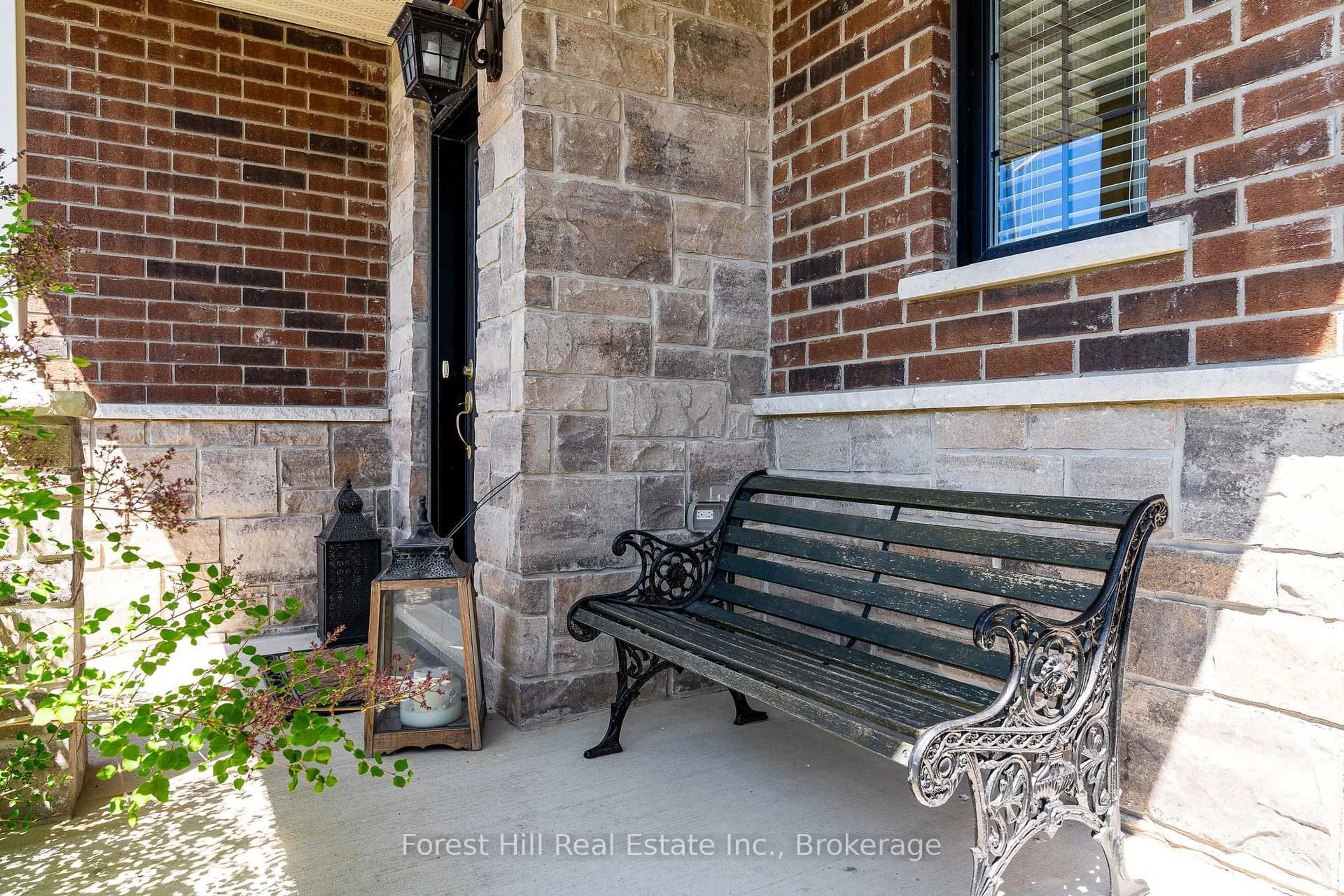 Unknown for 21 Marta Cres, Barrie Ontario L4N 3N6