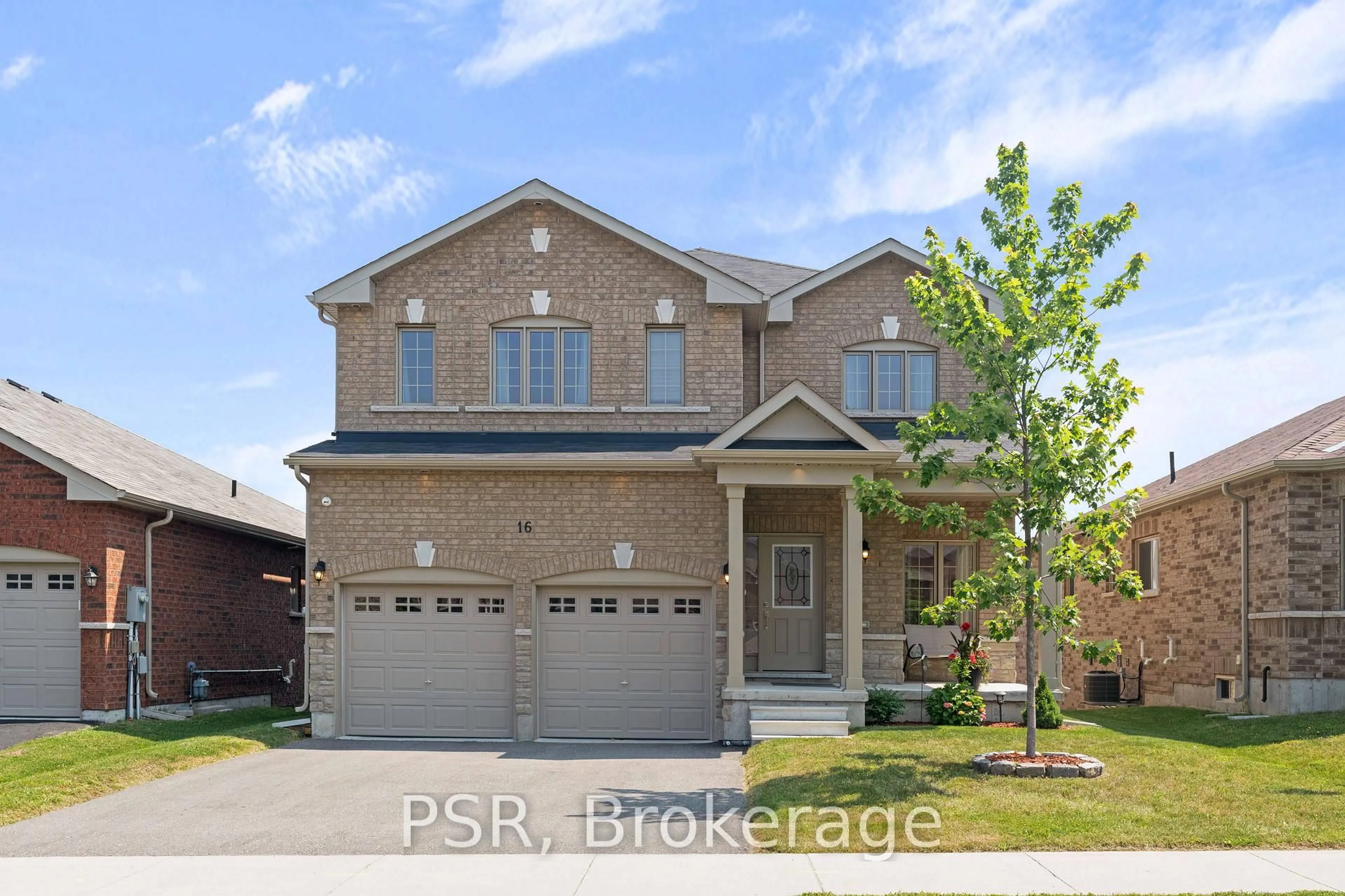 Home with brick exterior material, street for 16 Hewson St, Penetanguishene Ontario L9M 0V7