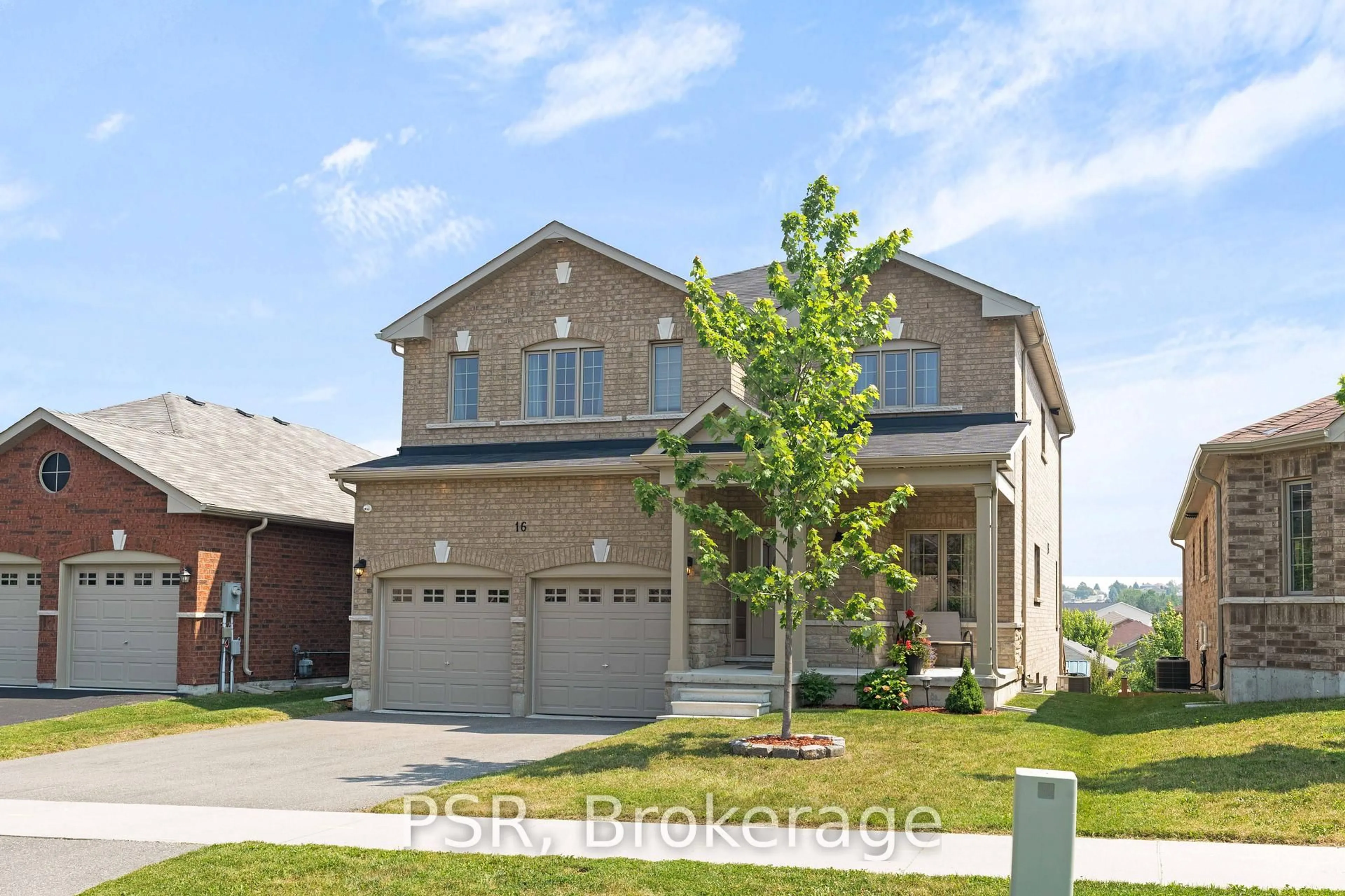 Home with brick exterior material, street for 16 Hewson St, Penetanguishene Ontario L9M 0V7