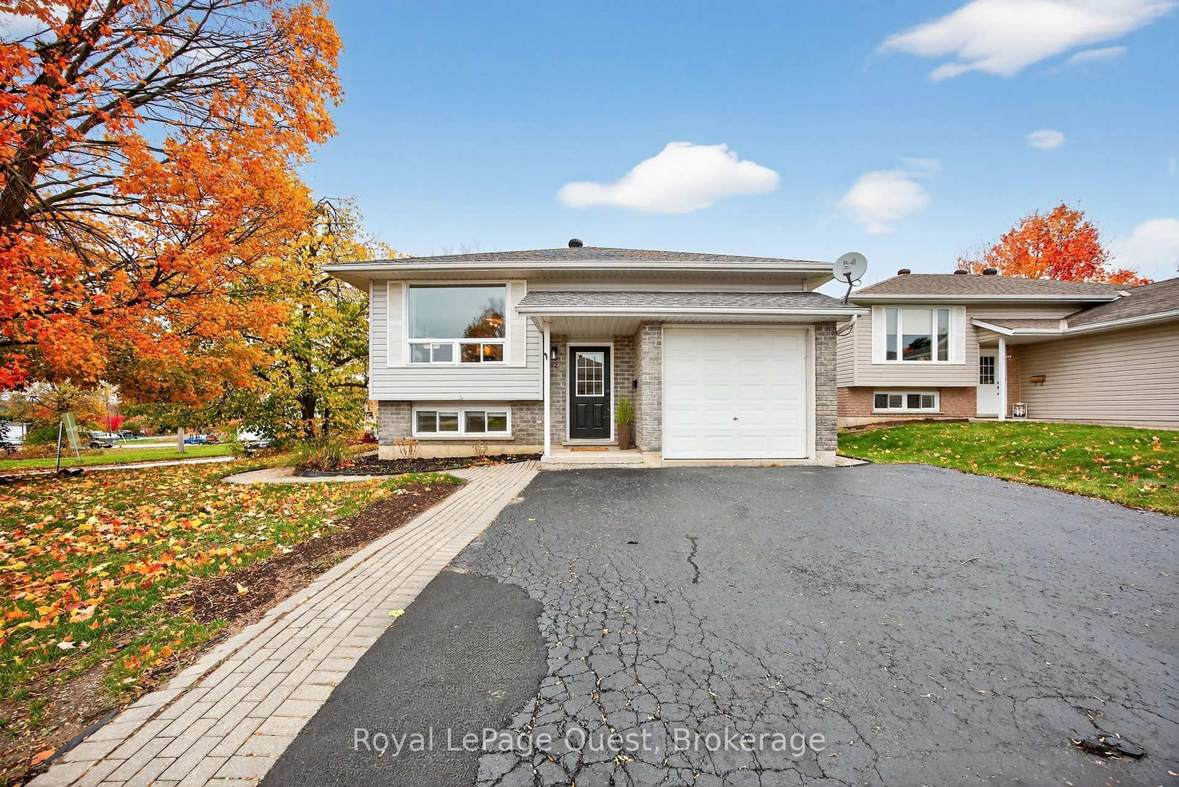 Home with brick exterior material, street for 42 Jordon Cres, Orillia Ontario L3V 8A9