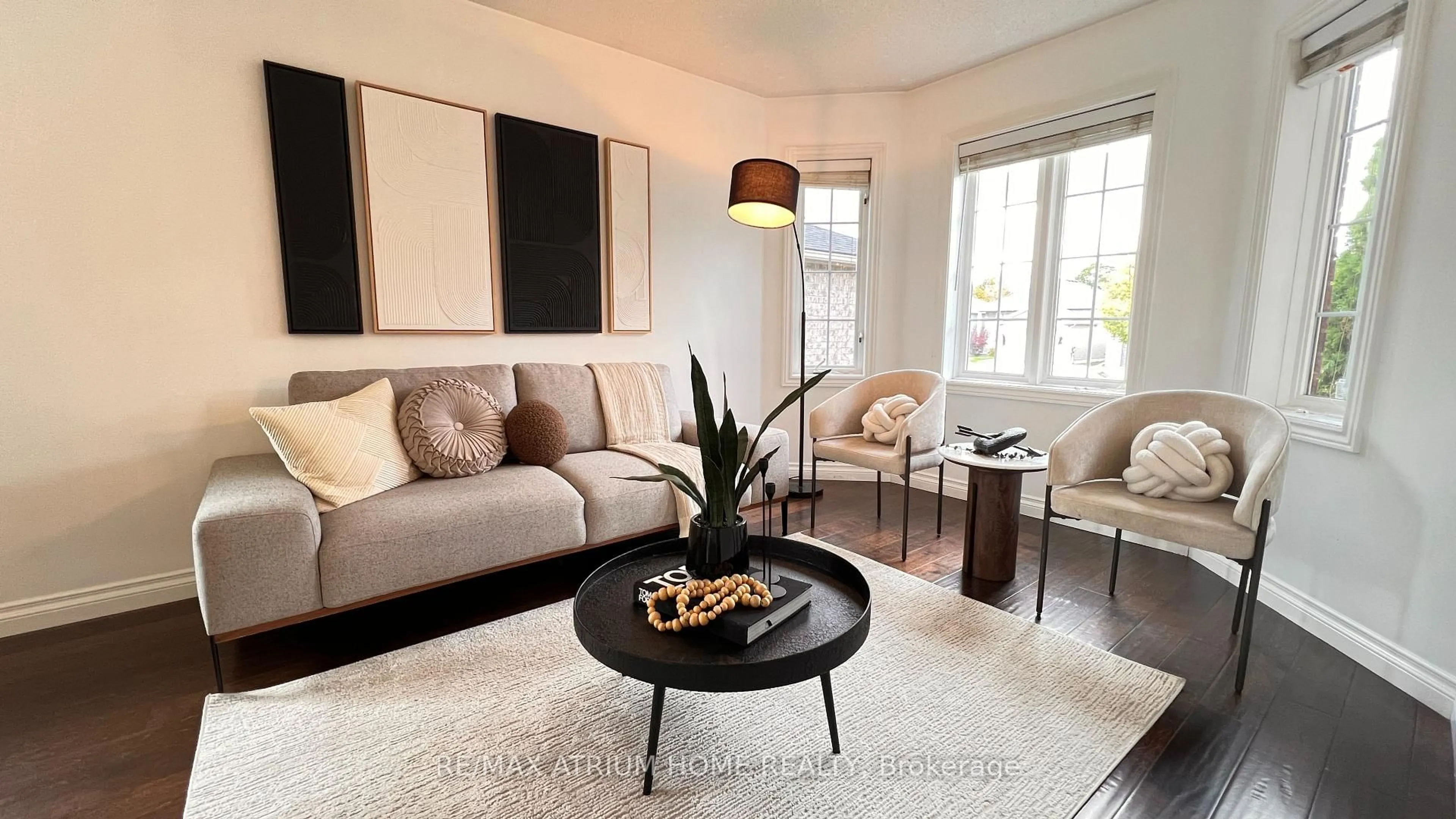Living room with furniture, unknown for 124 Monique Cres, Barrie Ontario L4M 6Y8