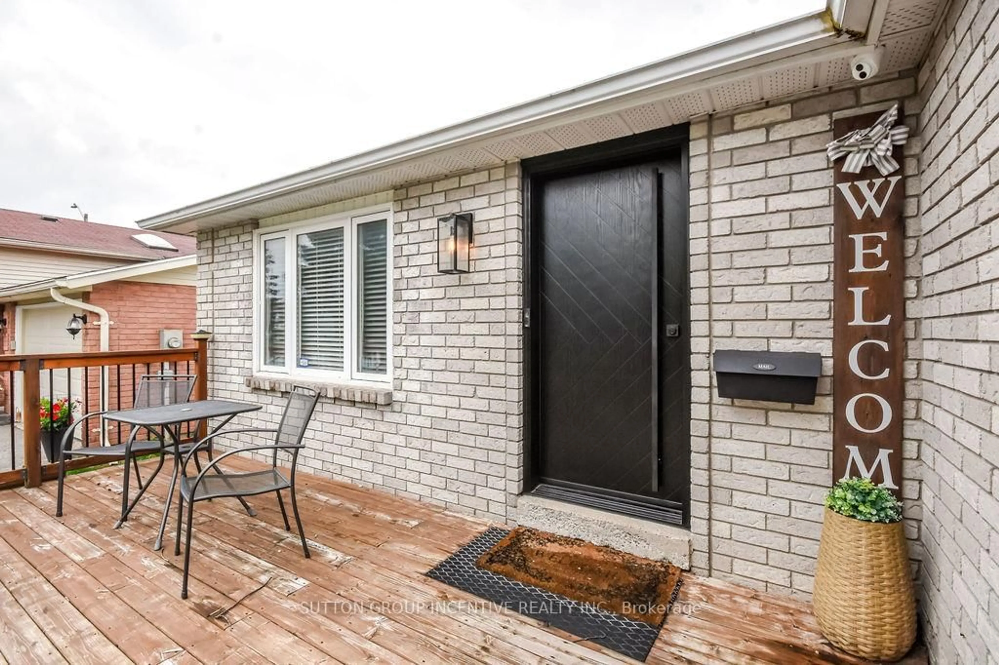 Unknown for 29 Wells Cres, Barrie Ontario L4N 5W8