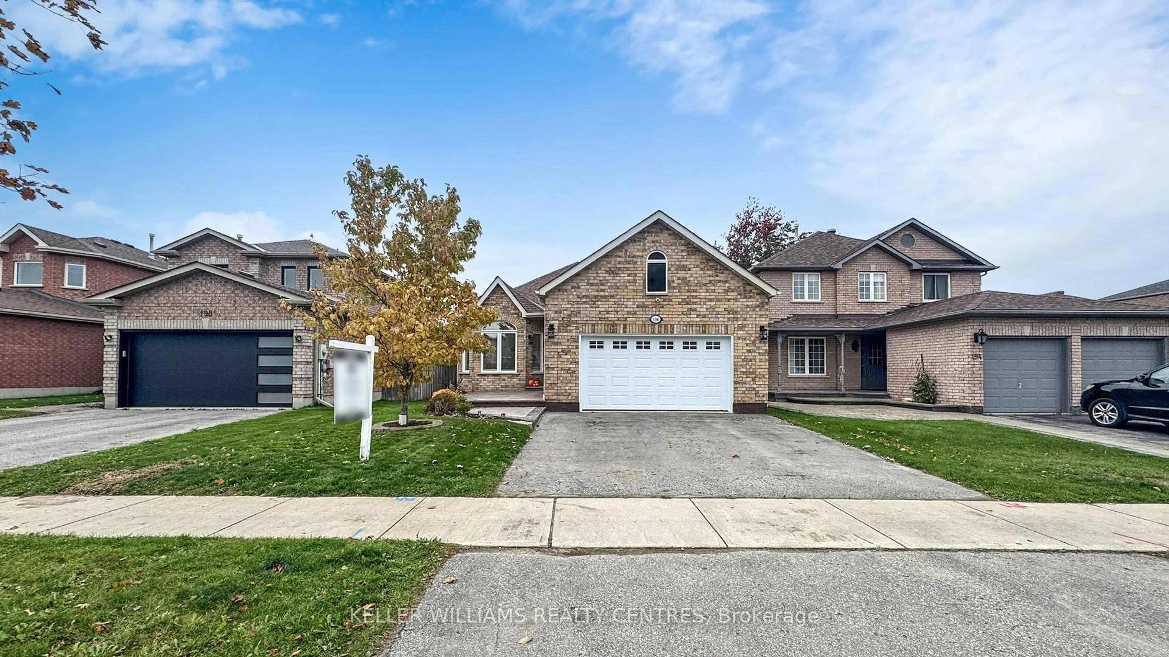 Home with brick exterior material, street for 196 Marsellus Dr, Barrie Ontario L4N 9Z5