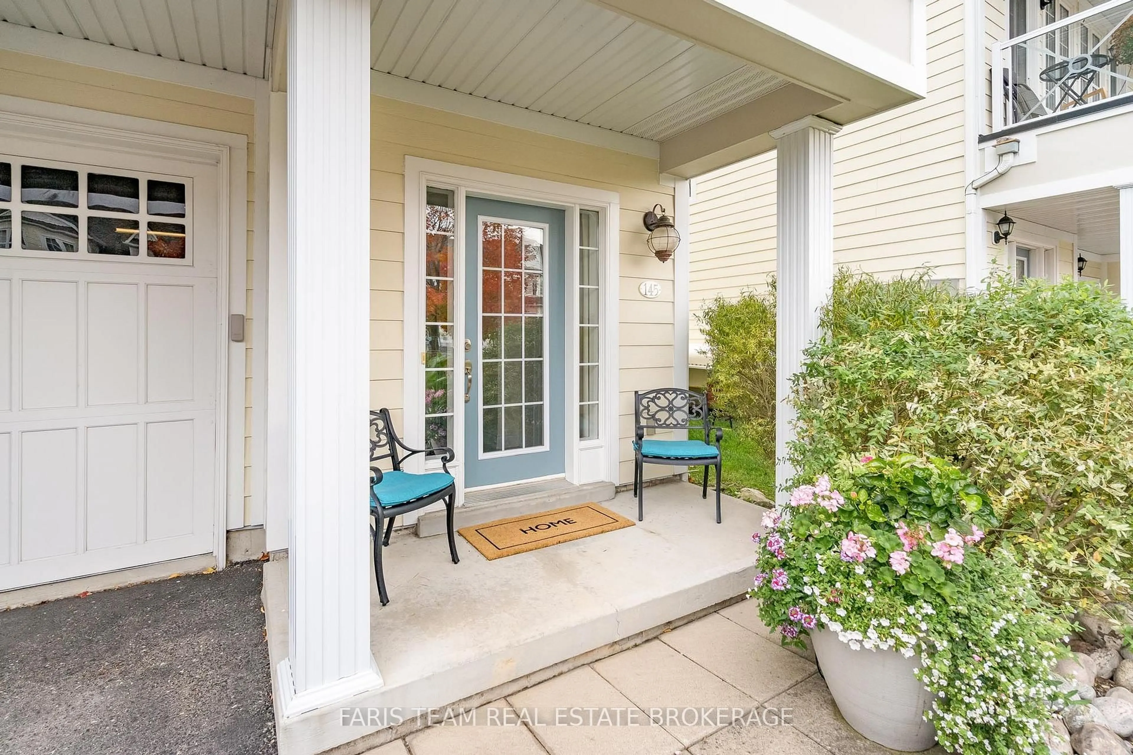 Indoor entryway for 145 Wycliffe Cove, Tay Ontario L0K 2A0