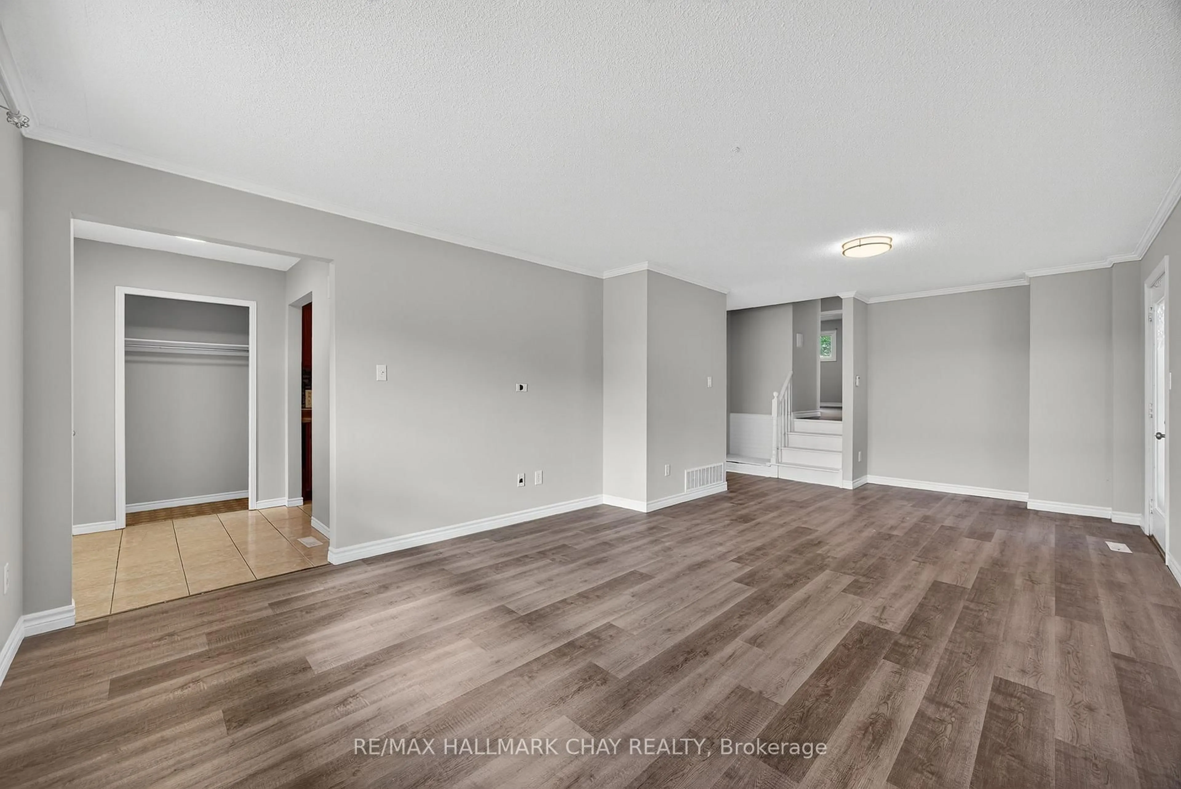 A pic of a room for 419 Leacock Dr, Barrie Ontario L4N 5L8