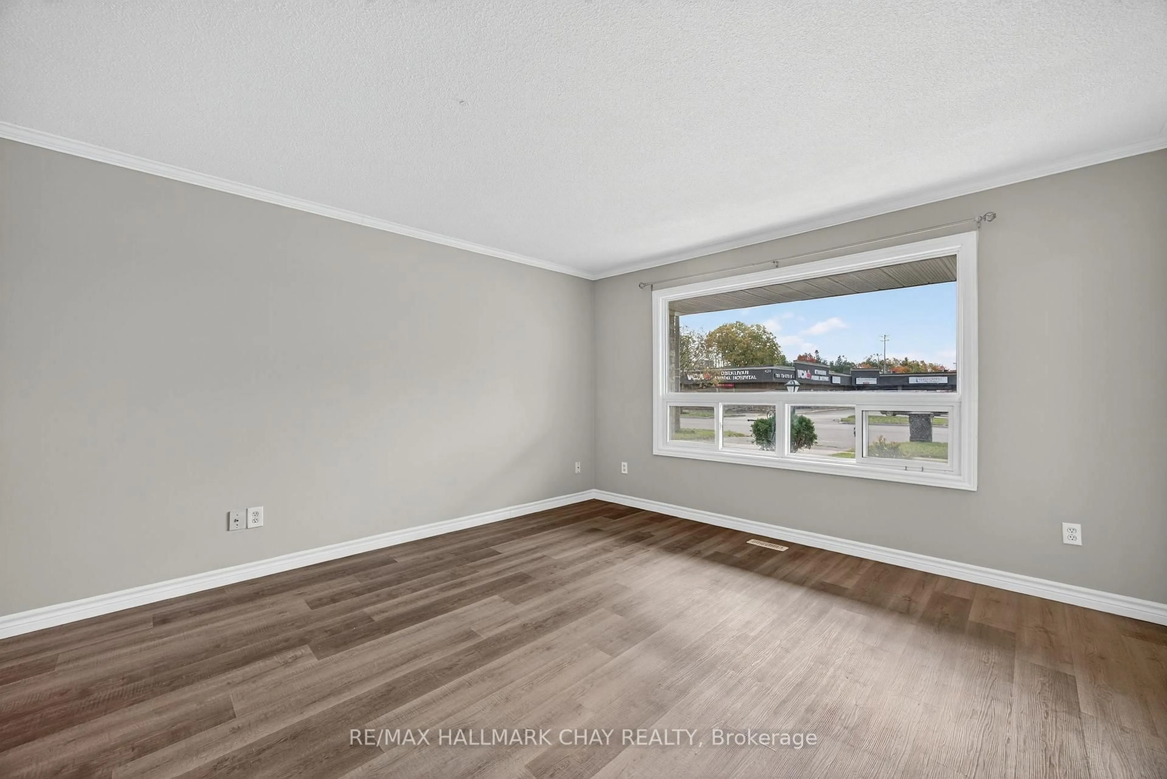 A pic of a room for 419 Leacock Dr, Barrie Ontario L4N 5L8