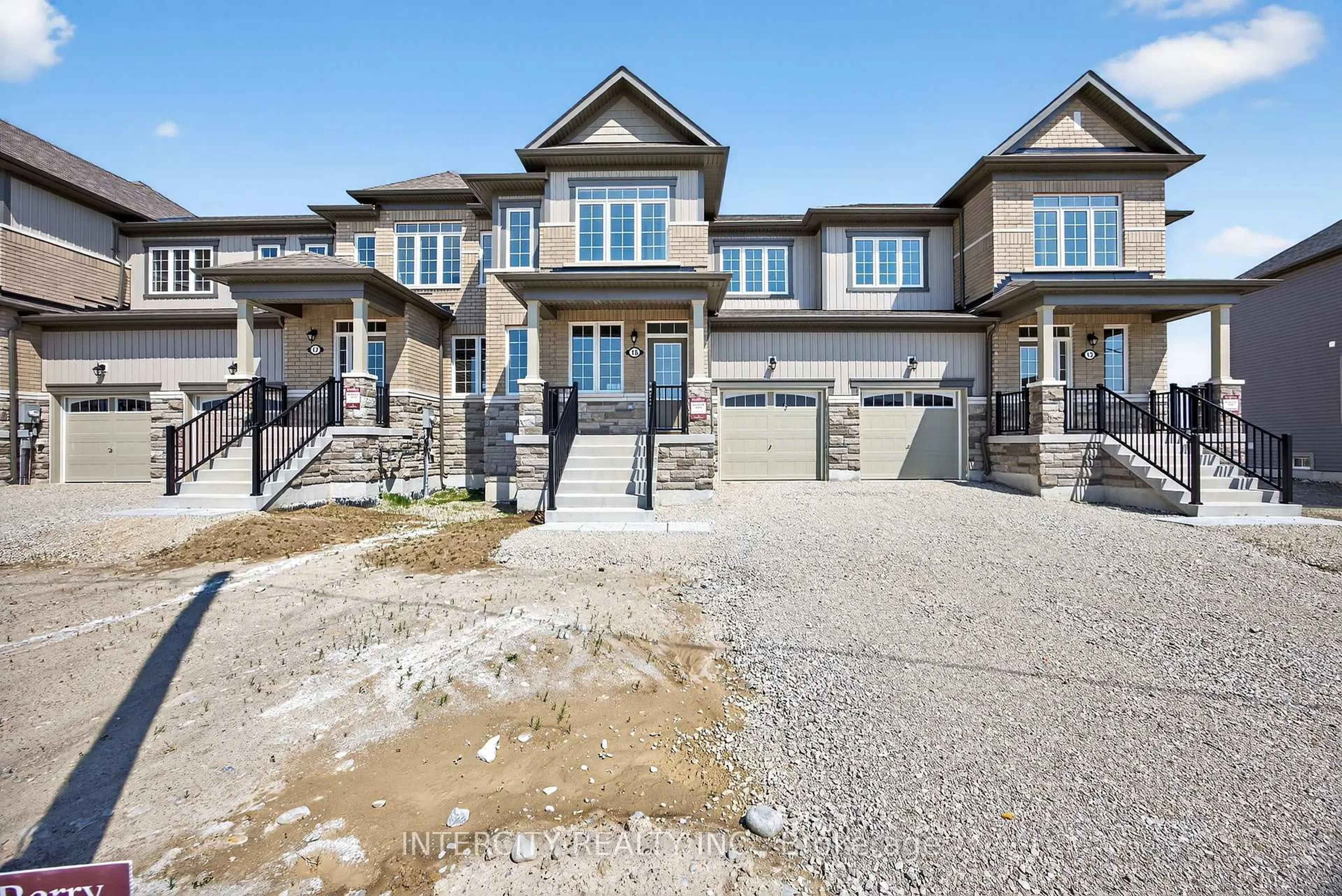 Home with brick exterior material, street for 15 Avalon Dr, Wasaga Beach Ontario L9R 0M2