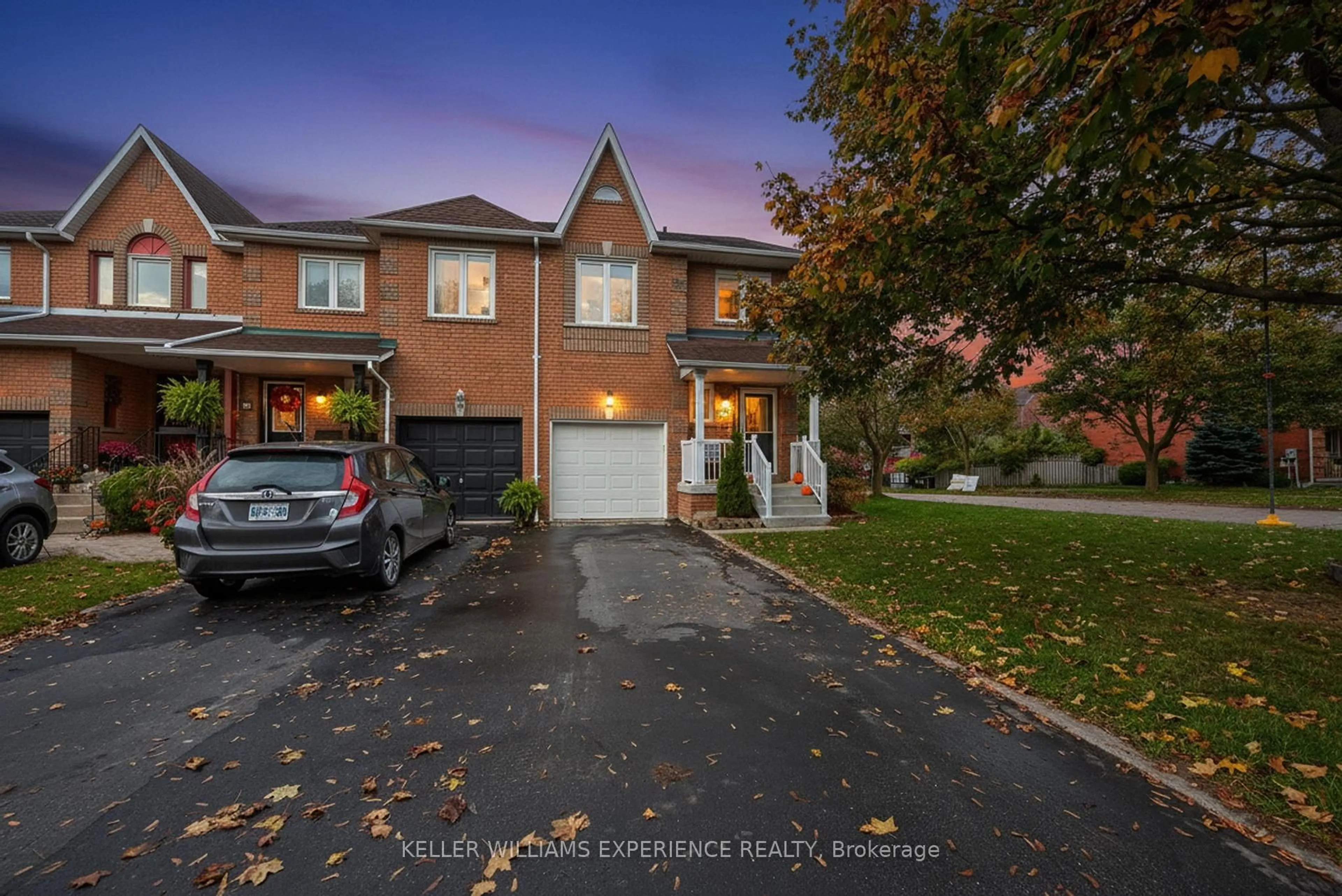 A pic from outside/outdoor area/front of a property/back of a property/a pic from drone, street for 100 Brucker Rd, Barrie Ontario L4N 8H9