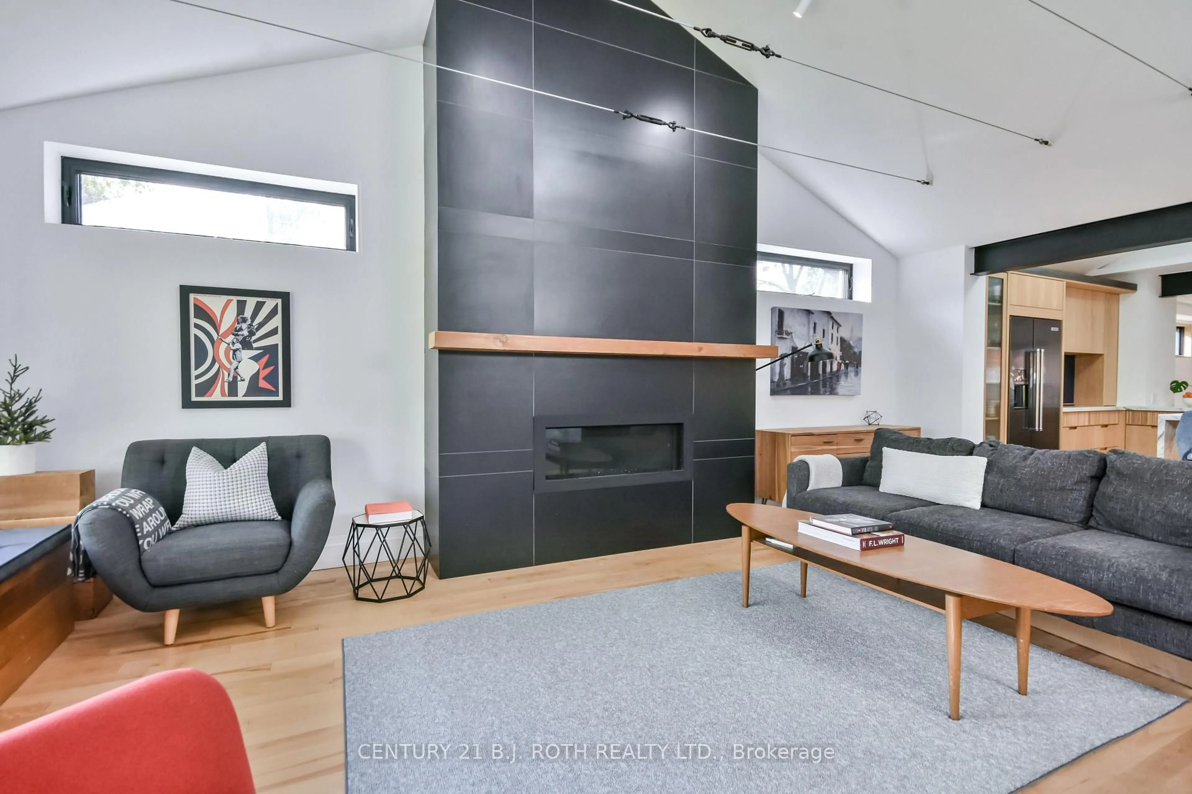 Living room with furniture, unknown for 20 Weldon St, Barrie Ontario L4M 4J4