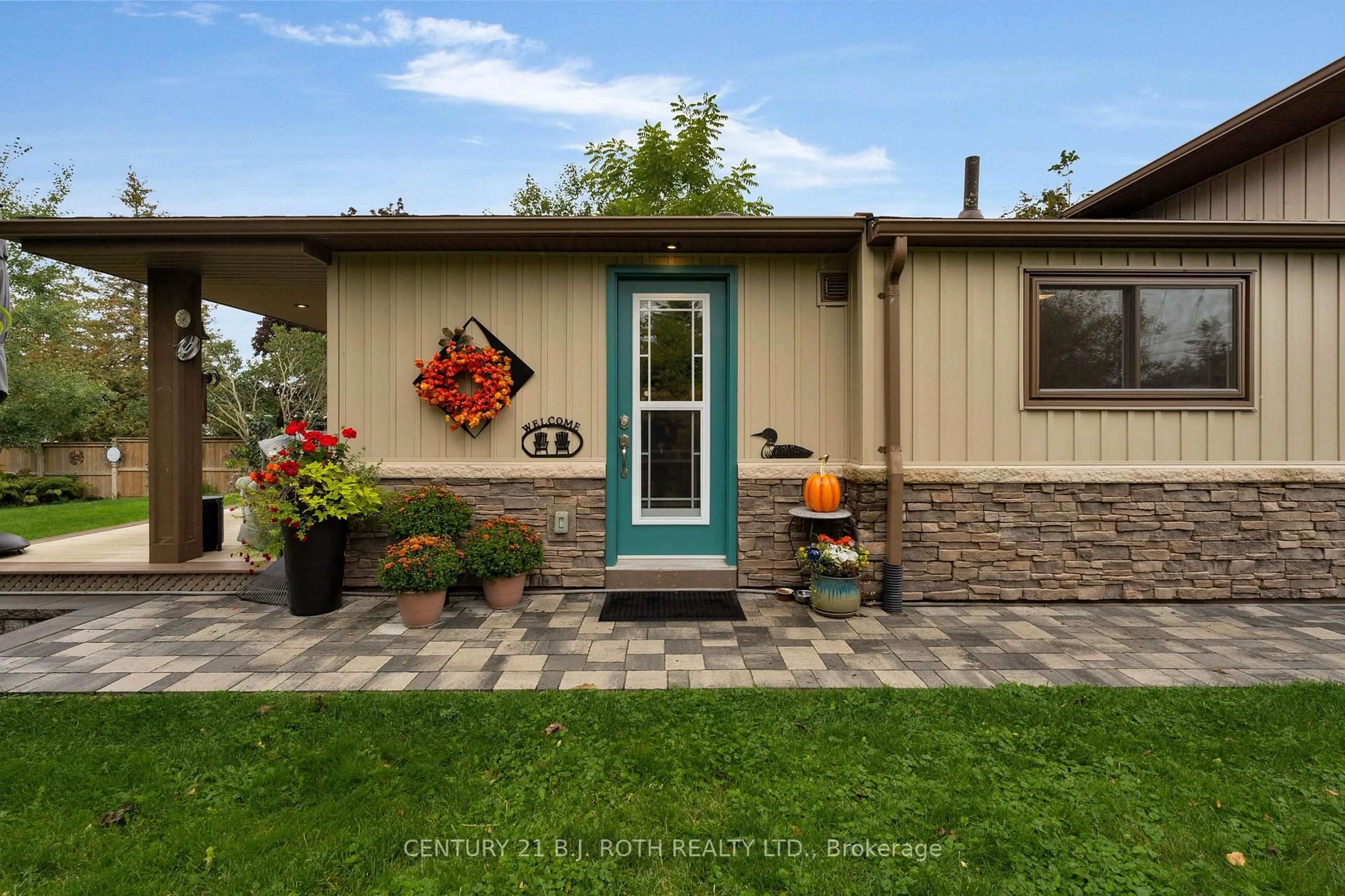 Unknown for 31 O'Connell Lane, Oro-Medonte Ontario L0L 2E0