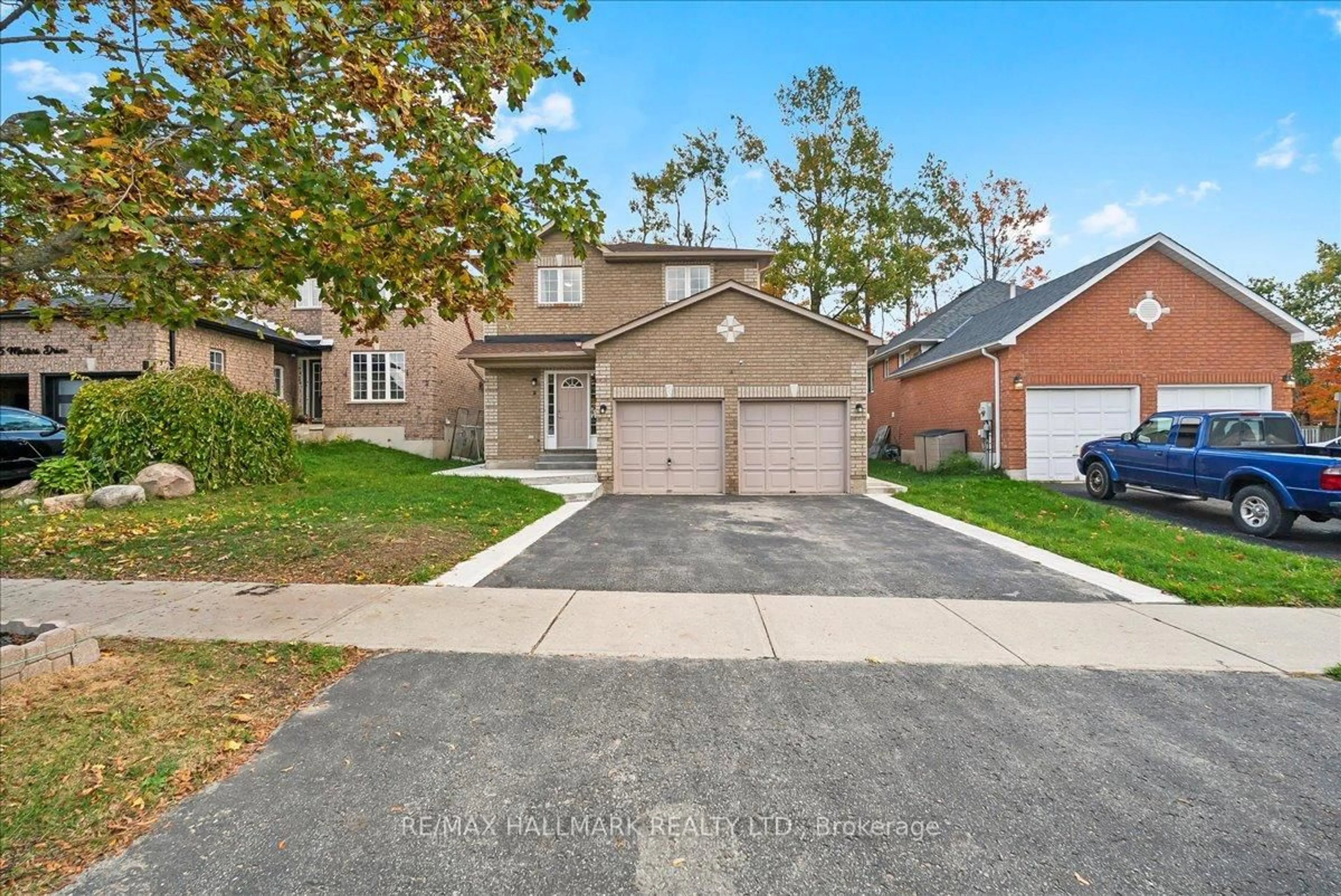 Home with brick exterior material, street for 3 Masters Dr, Barrie Ontario L4M 6W4