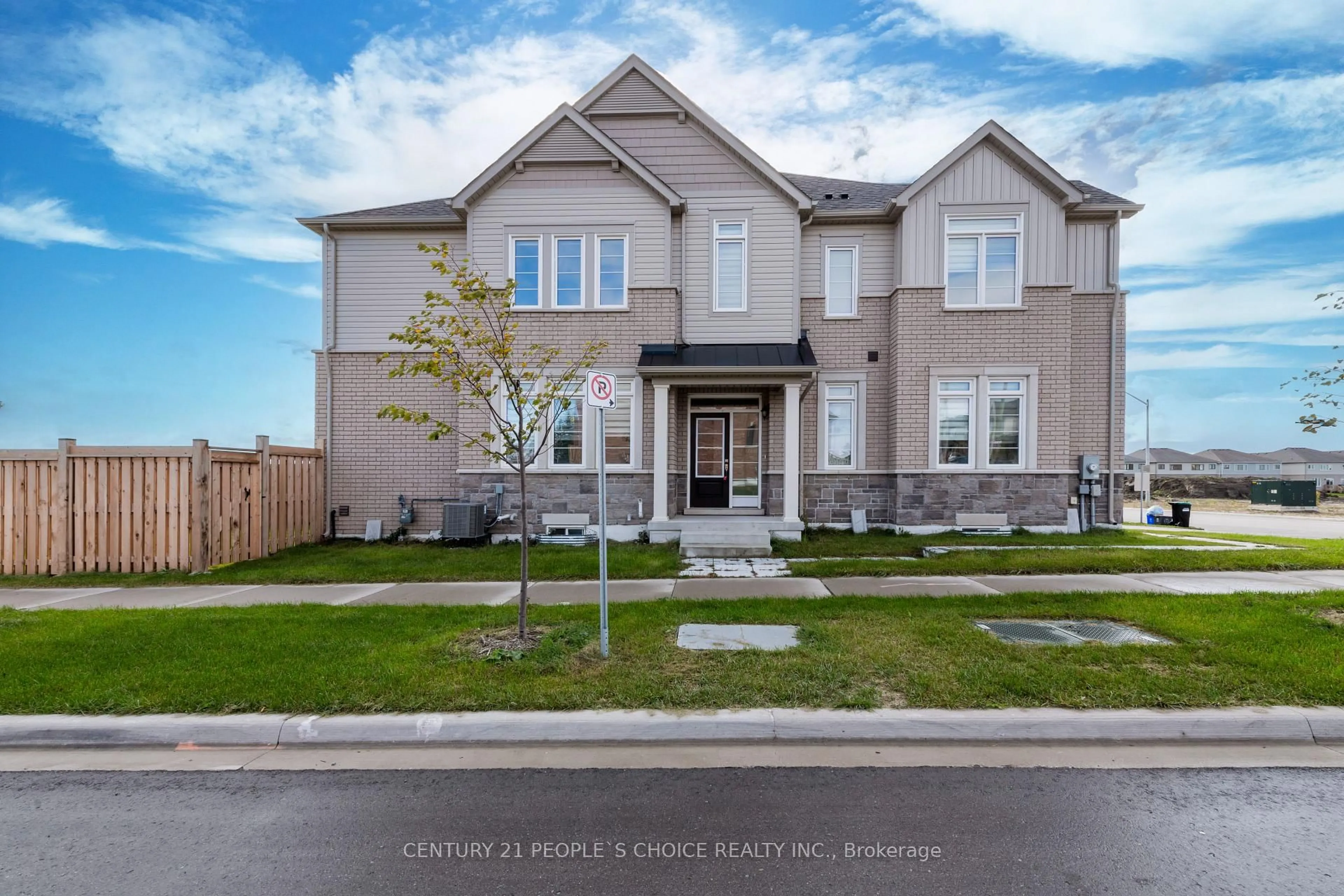 Home with brick exterior material, street for 35 Greer St, Barrie Ontario L9J 0R5