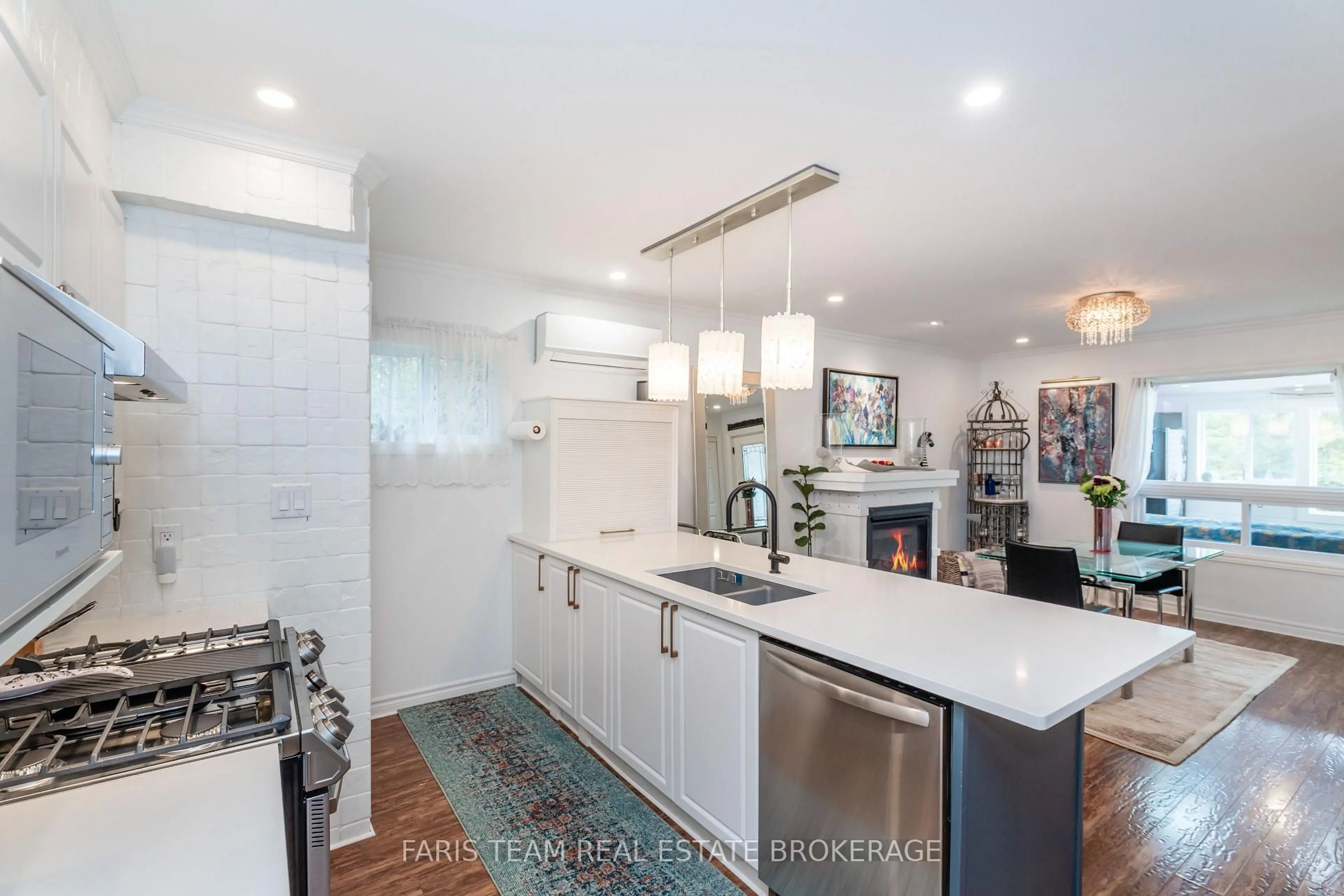 Contemporary kitchen, ceramic/tile floor for 83 King Rd, Tay Ontario L0K 2C0