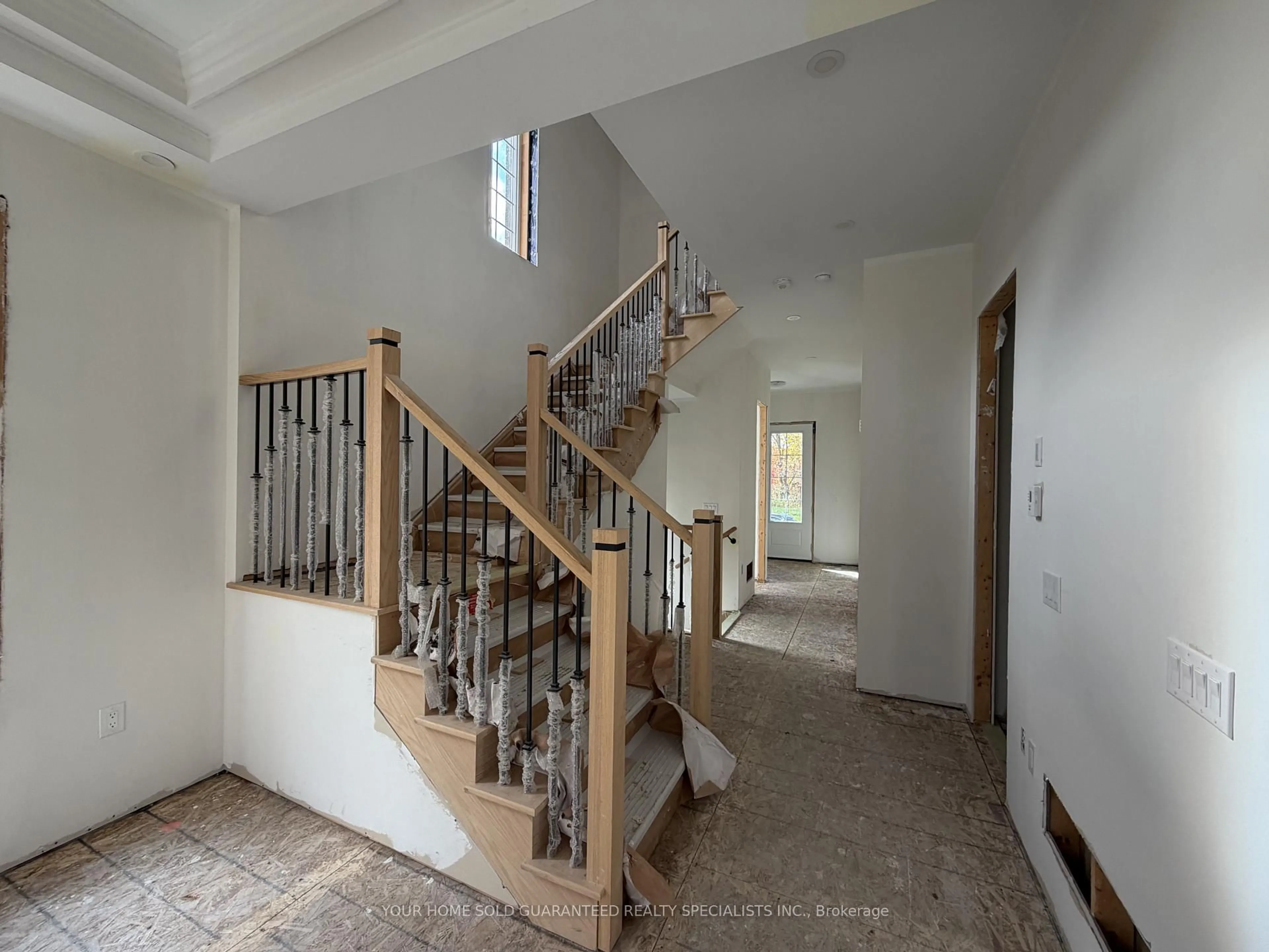 Unknown for 95 Calypso Ave, Springwater Ontario L0L 1Y3