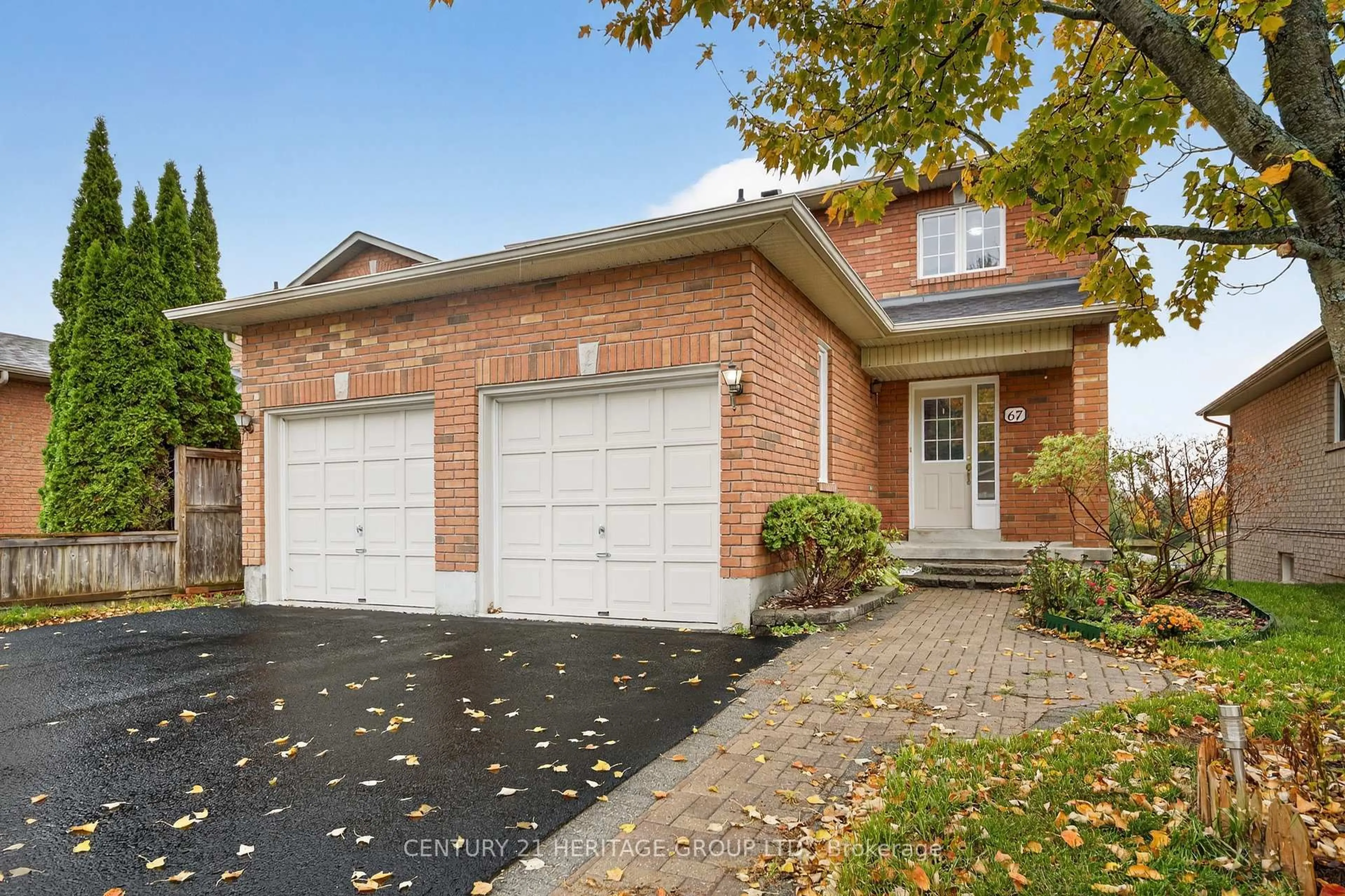 Home with brick exterior material, street for 67 Ruffet Dr, Barrie Ontario L4N 0N8