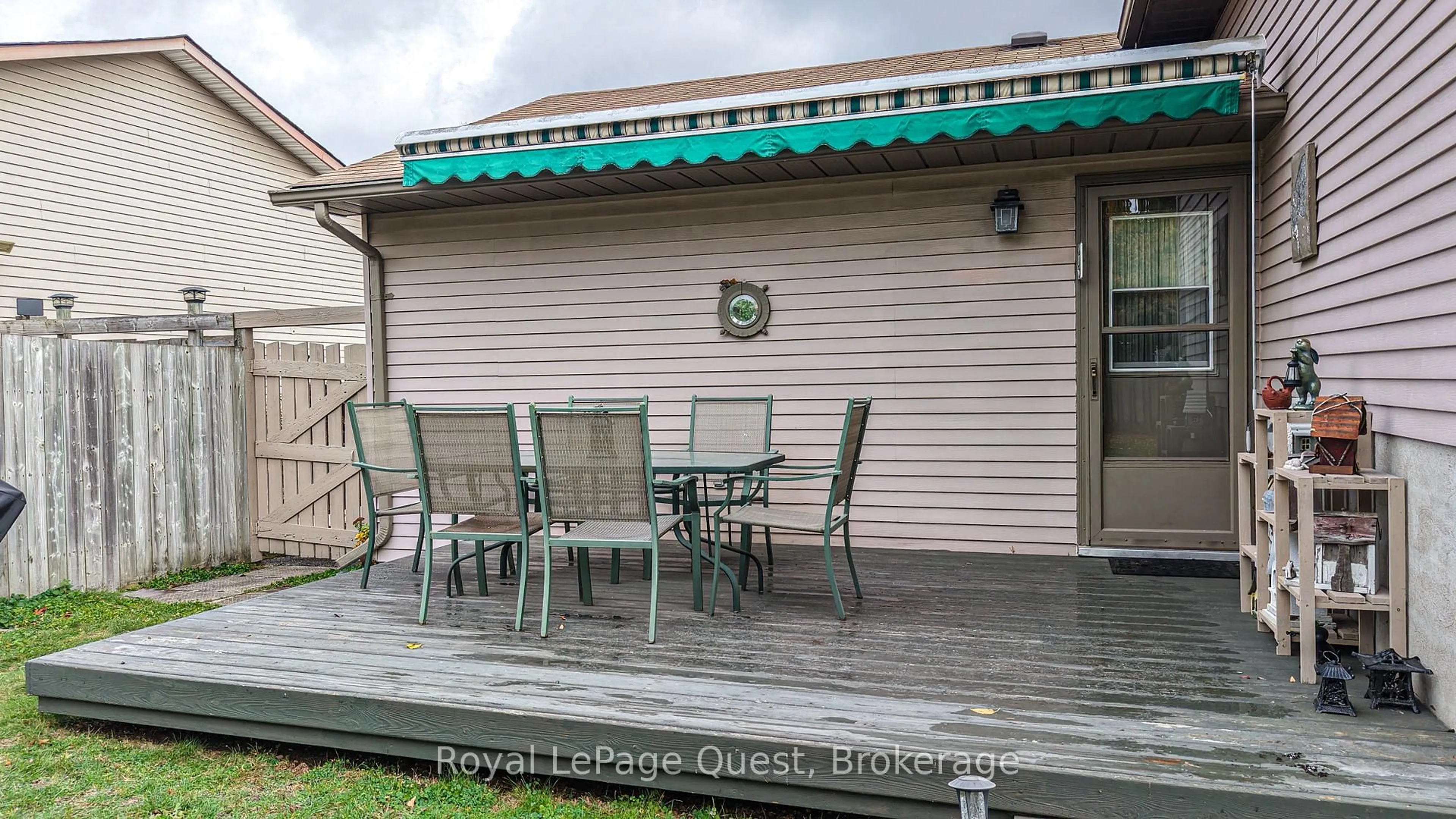 Patio, street for 9 Marlisa Dr, Orillia Ontario L3V 6Z5