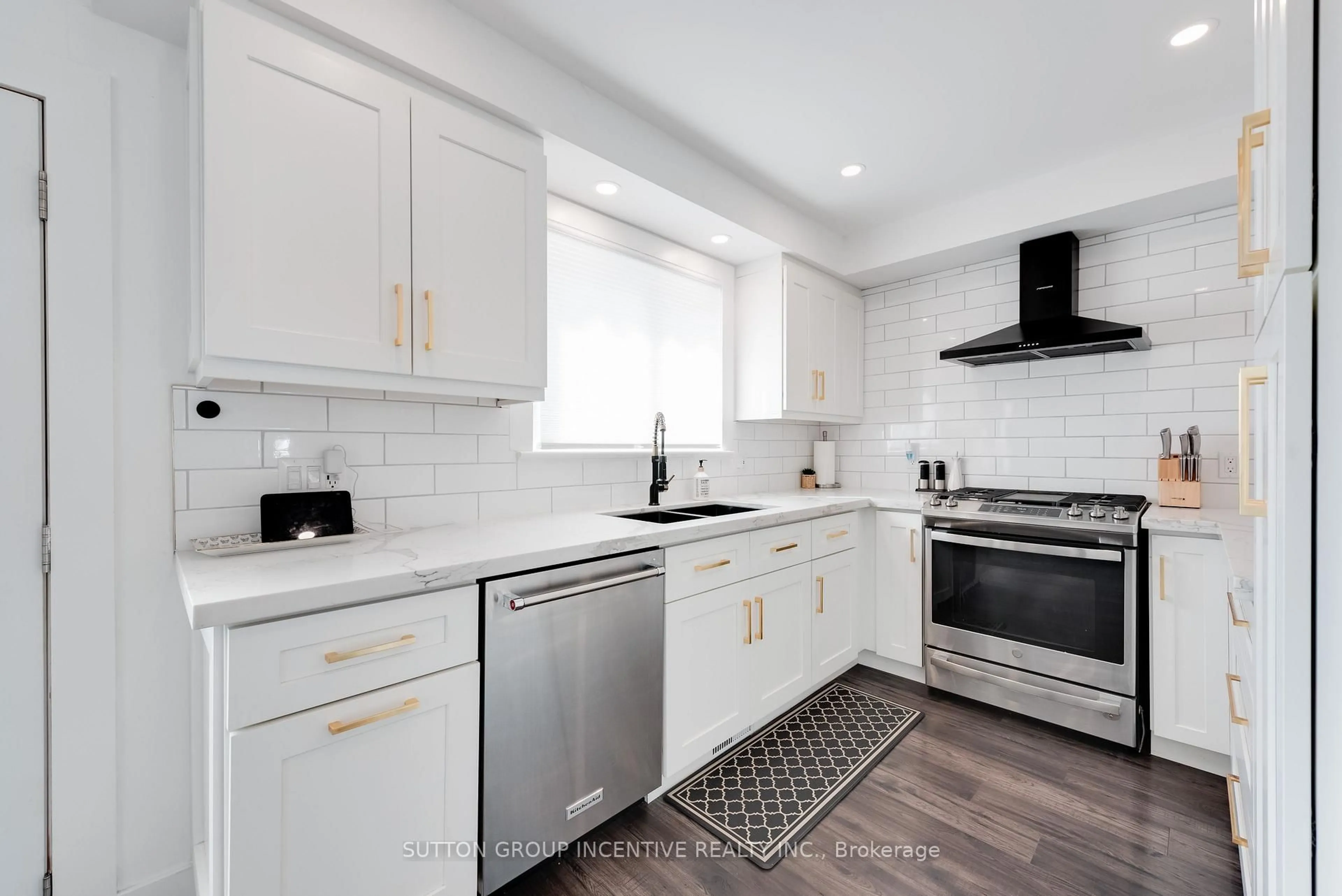 Unknown for 87 Dunlop St, Orillia Ontario L3V 5P3