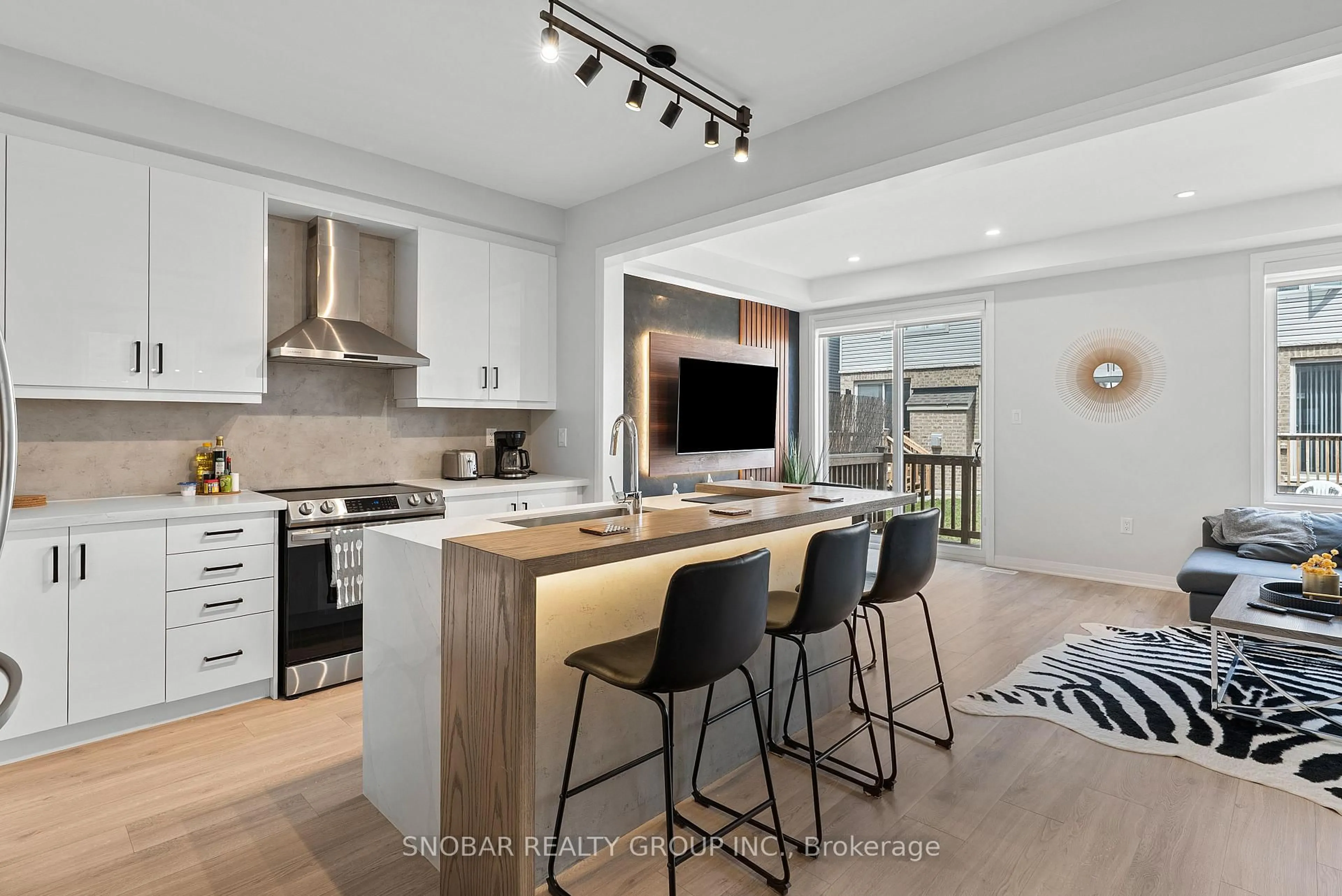 Open concept kitchen, unknown for 95 Shepherd Dr, Barrie Ontario L9J 0K4