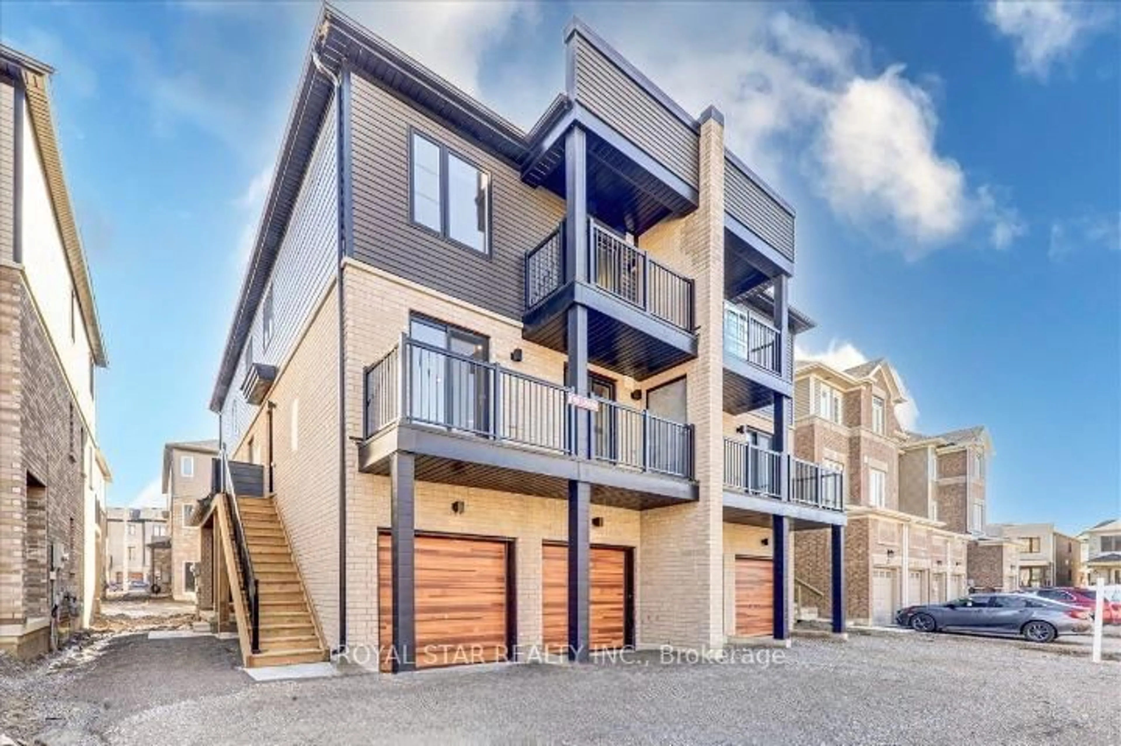 Unknown for 14 Pumpkin Cor Cres #2, Barrie Ontario L9J 0C2