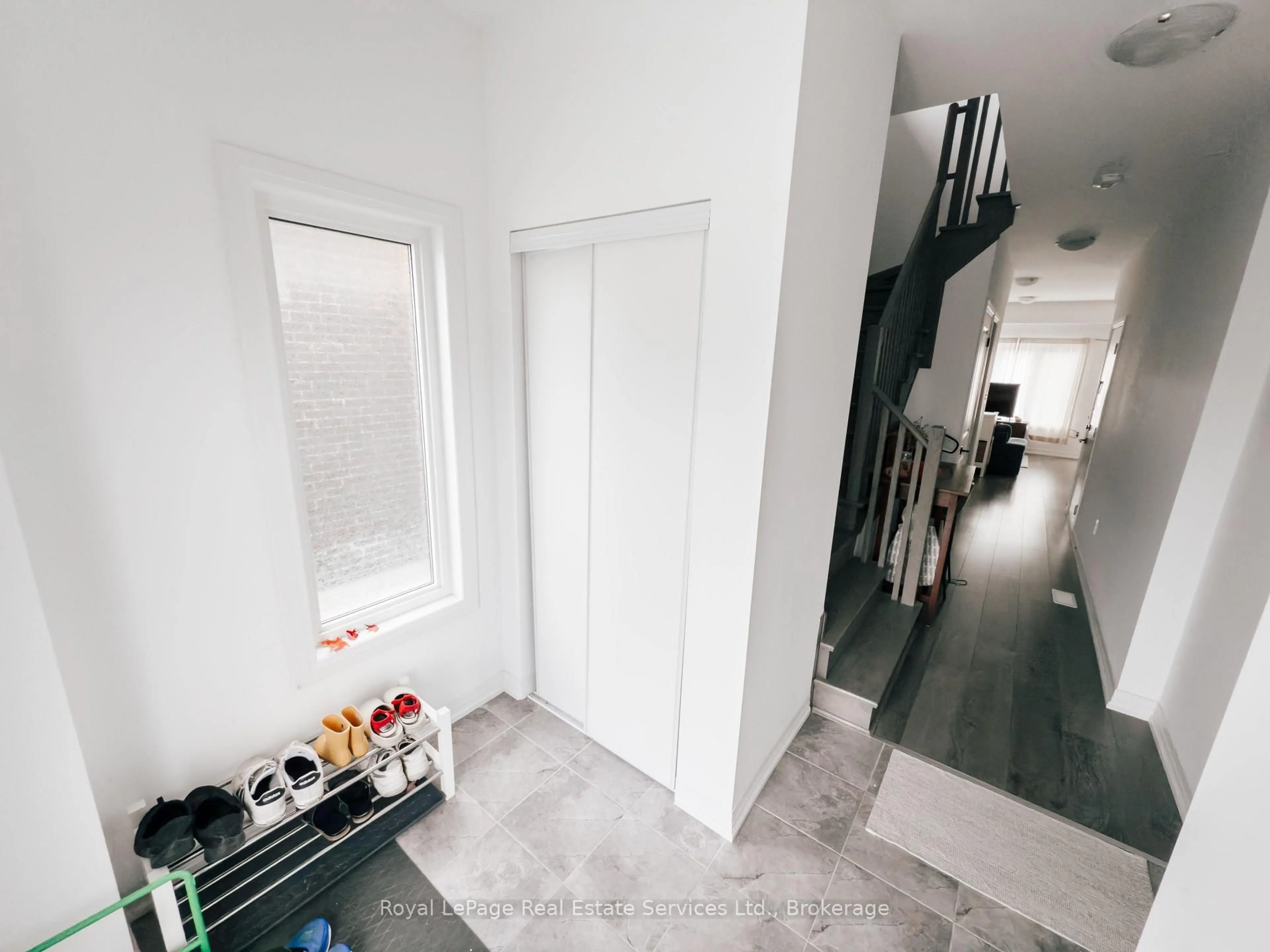 Unknown for 85 Gateland Dr, Barrie Ontario L9J 0N2