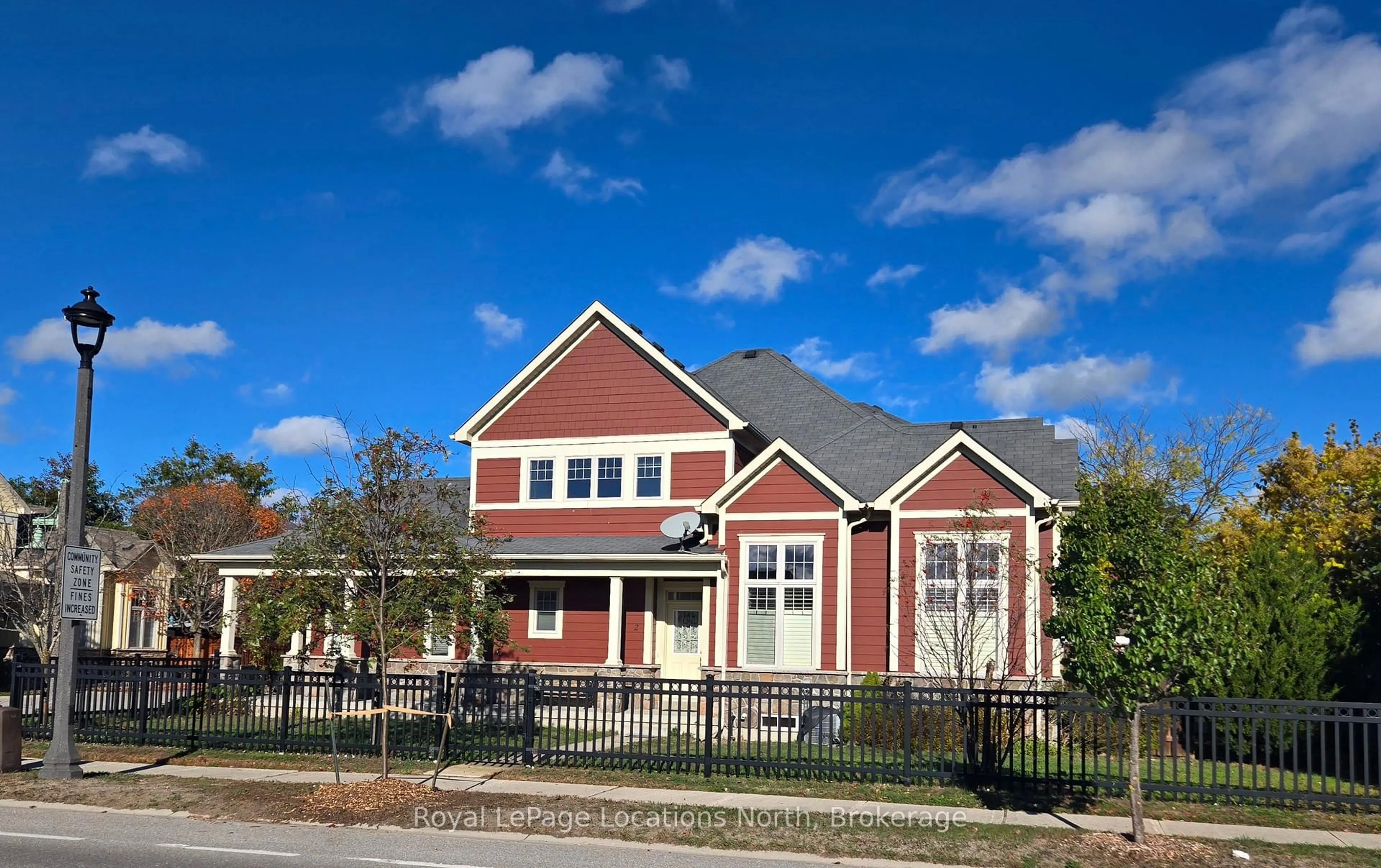 Home with brick exterior material, street for 2 Loggers Gate, Wasaga Beach Ontario L9Z 0E7