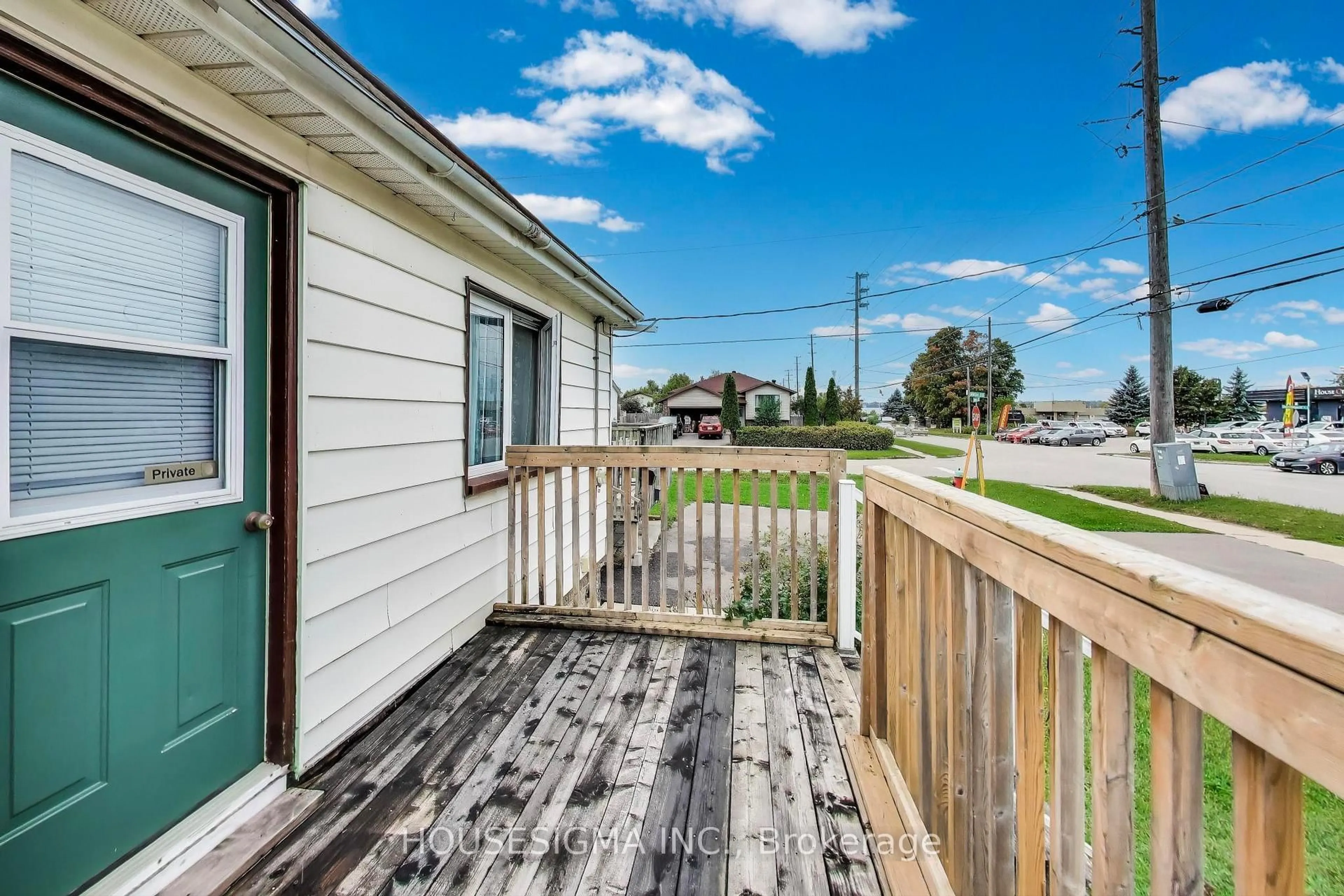 Patio, water/lake/river/ocean view for 51 James St, Orillia Ontario L3V 1L3