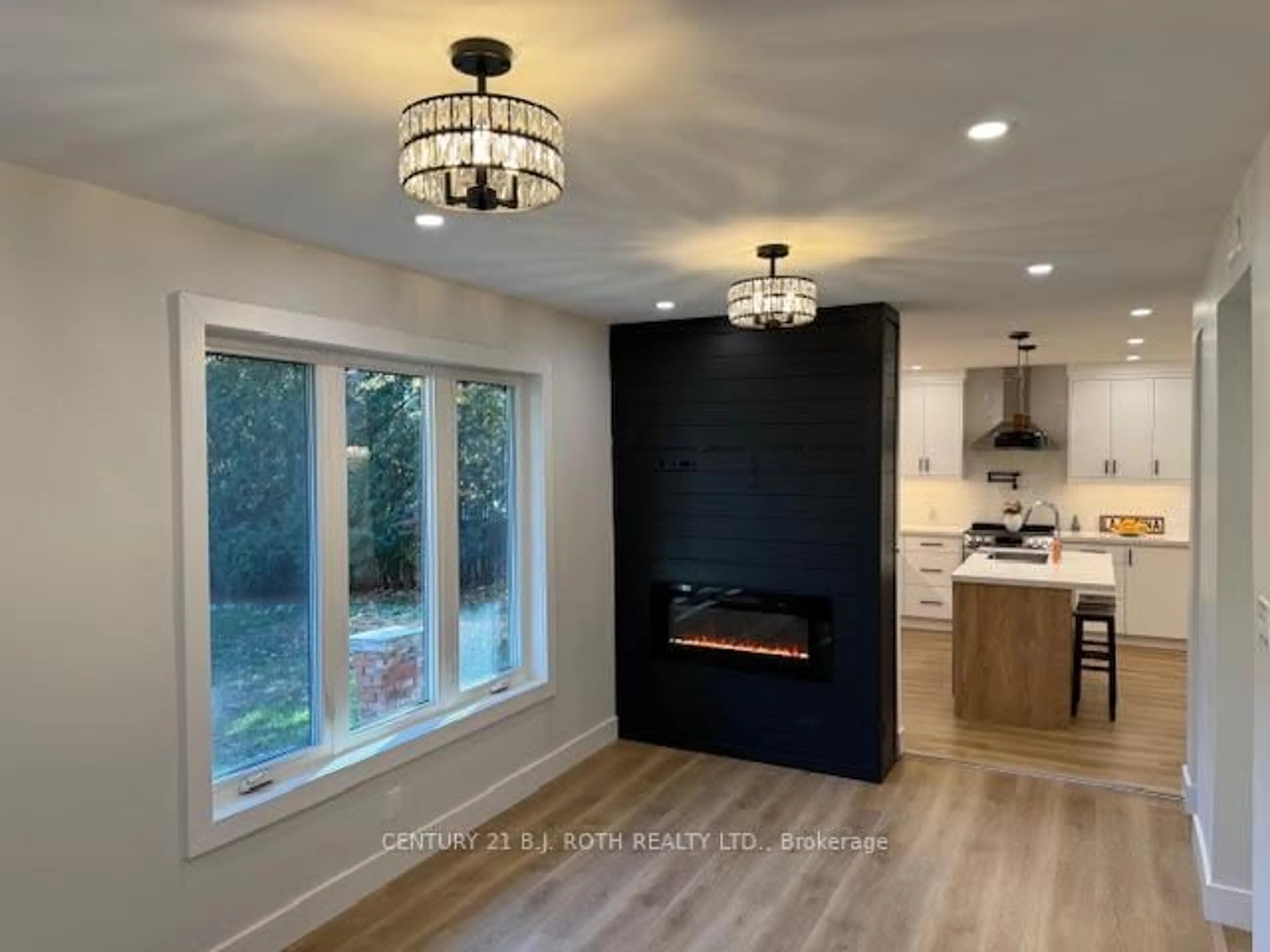 Open concept kitchen, unknown for 86 Doran Rd, Springwater Ontario L0L 1X0