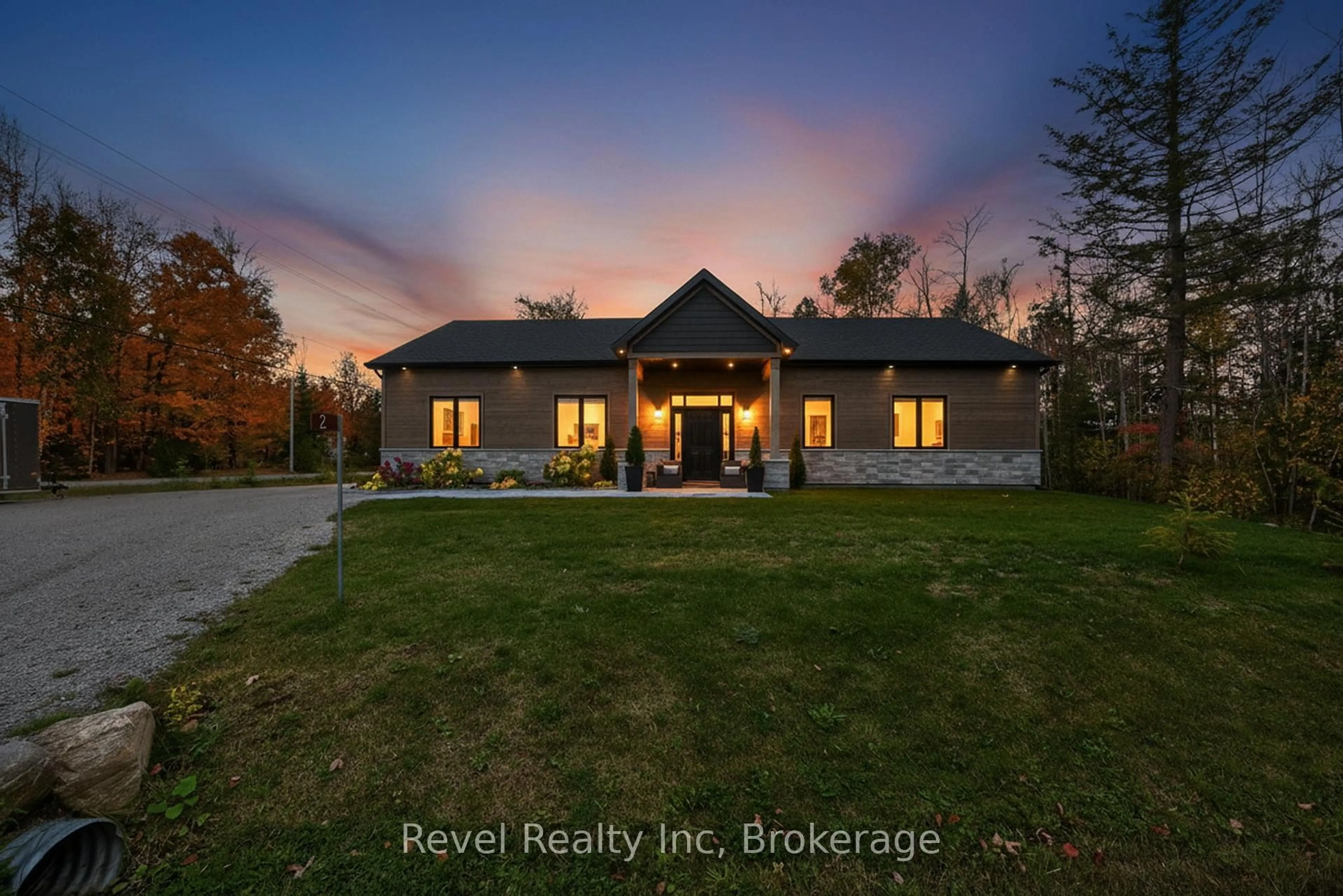 A pic from outside/outdoor area/front of a property/back of a property/a pic from drone, street for 2 Seguin Cres, Tiny Ontario L9M 0C9