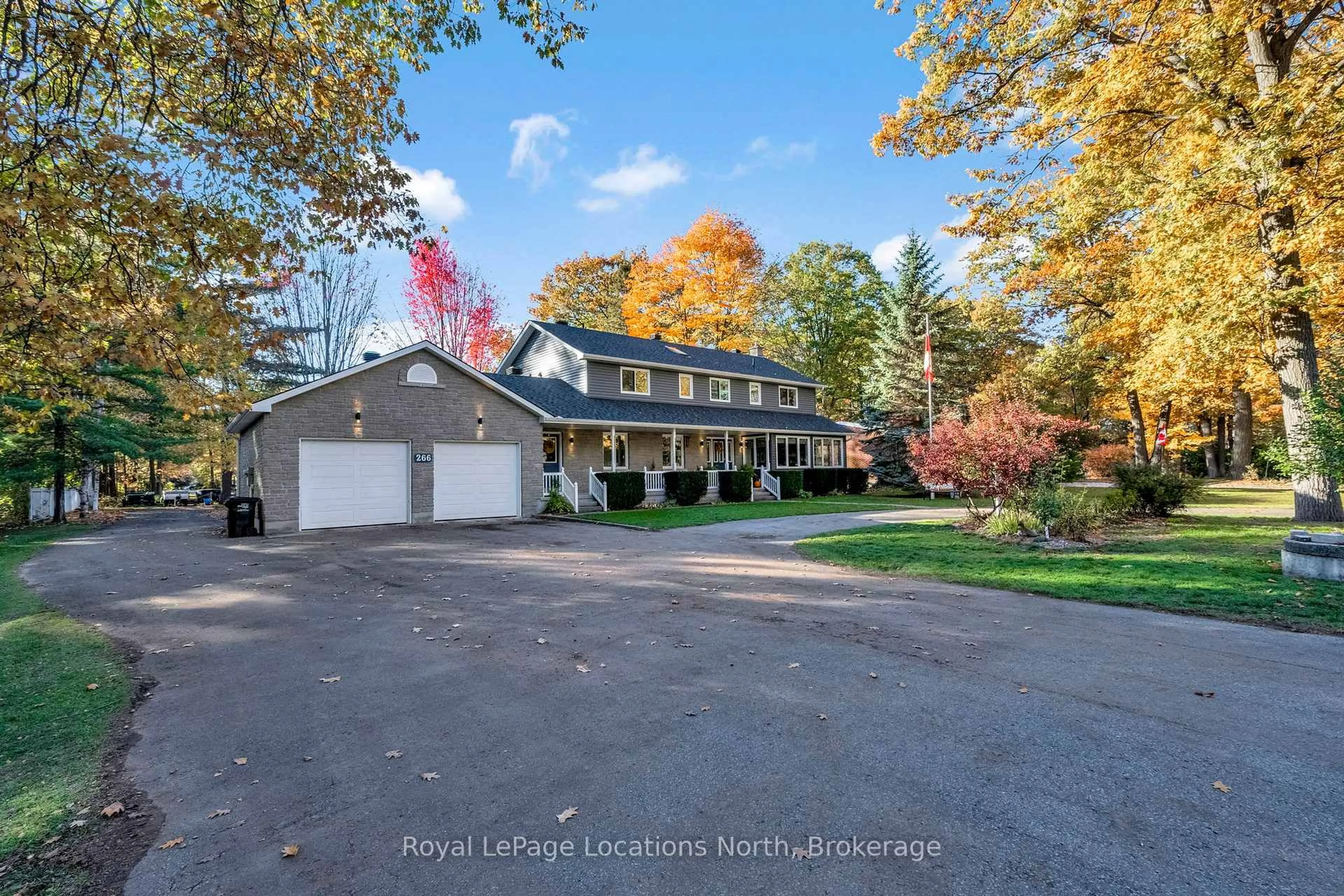 Unknown for 266 45th St, Wasaga Beach Ontario L9Z 1R3